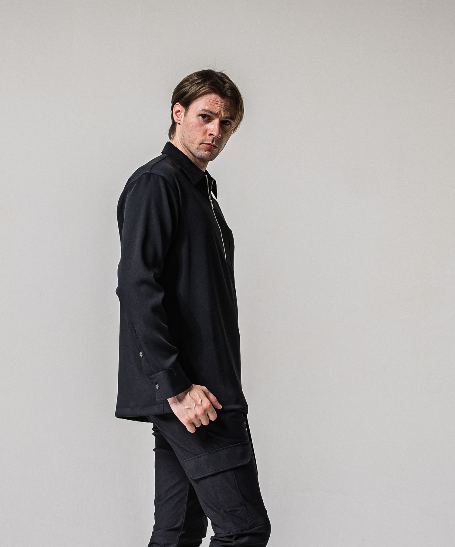 PULLOVER SATIN SHIRT / RC39-SH-002 / ハーフジップサテンシャツ / ブラック (3月上旬入荷予定)