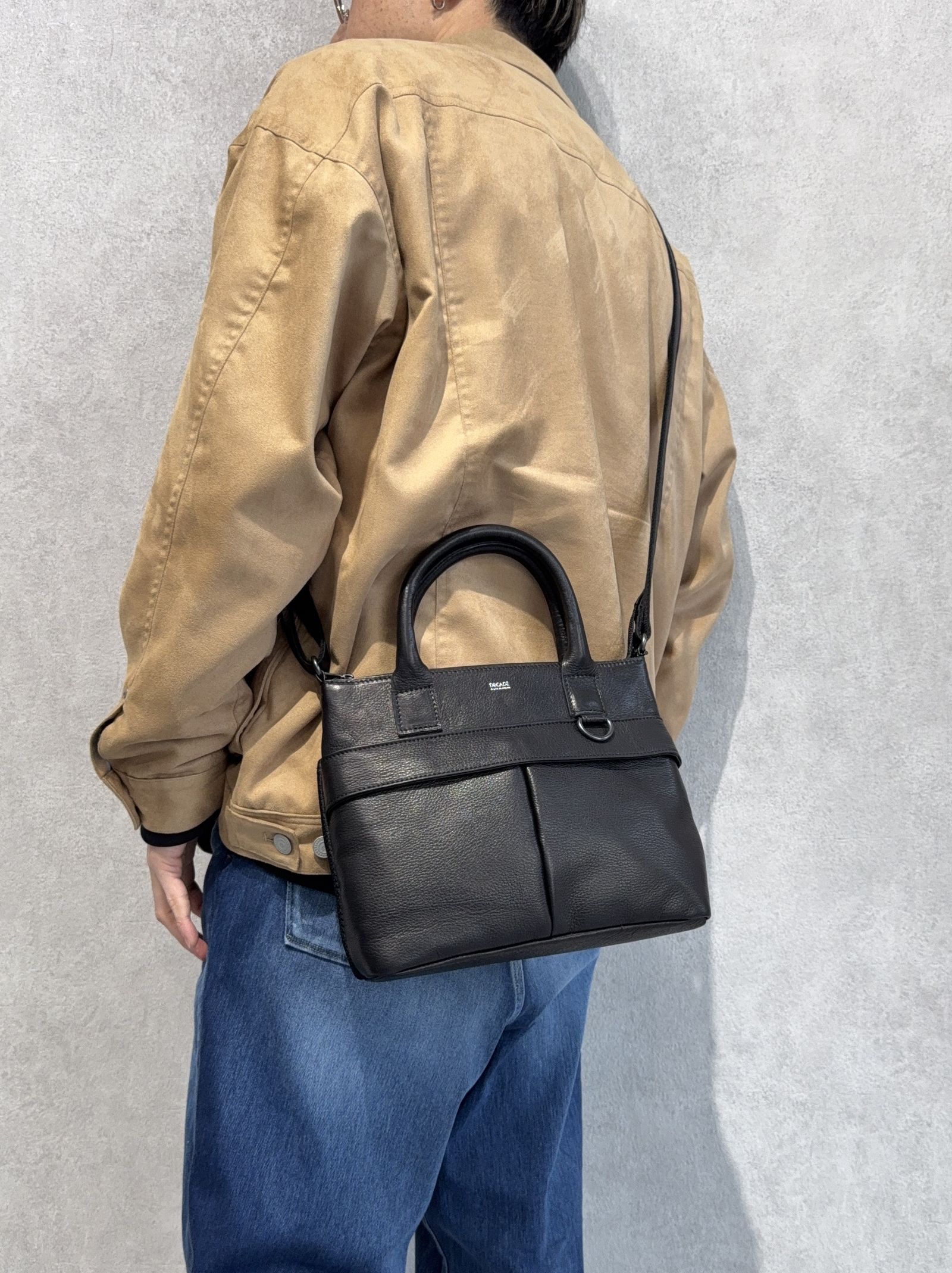 オイルドカウレザー ミニハンドショルダーバッグ / DCD-01507B / ブラック×ブラック