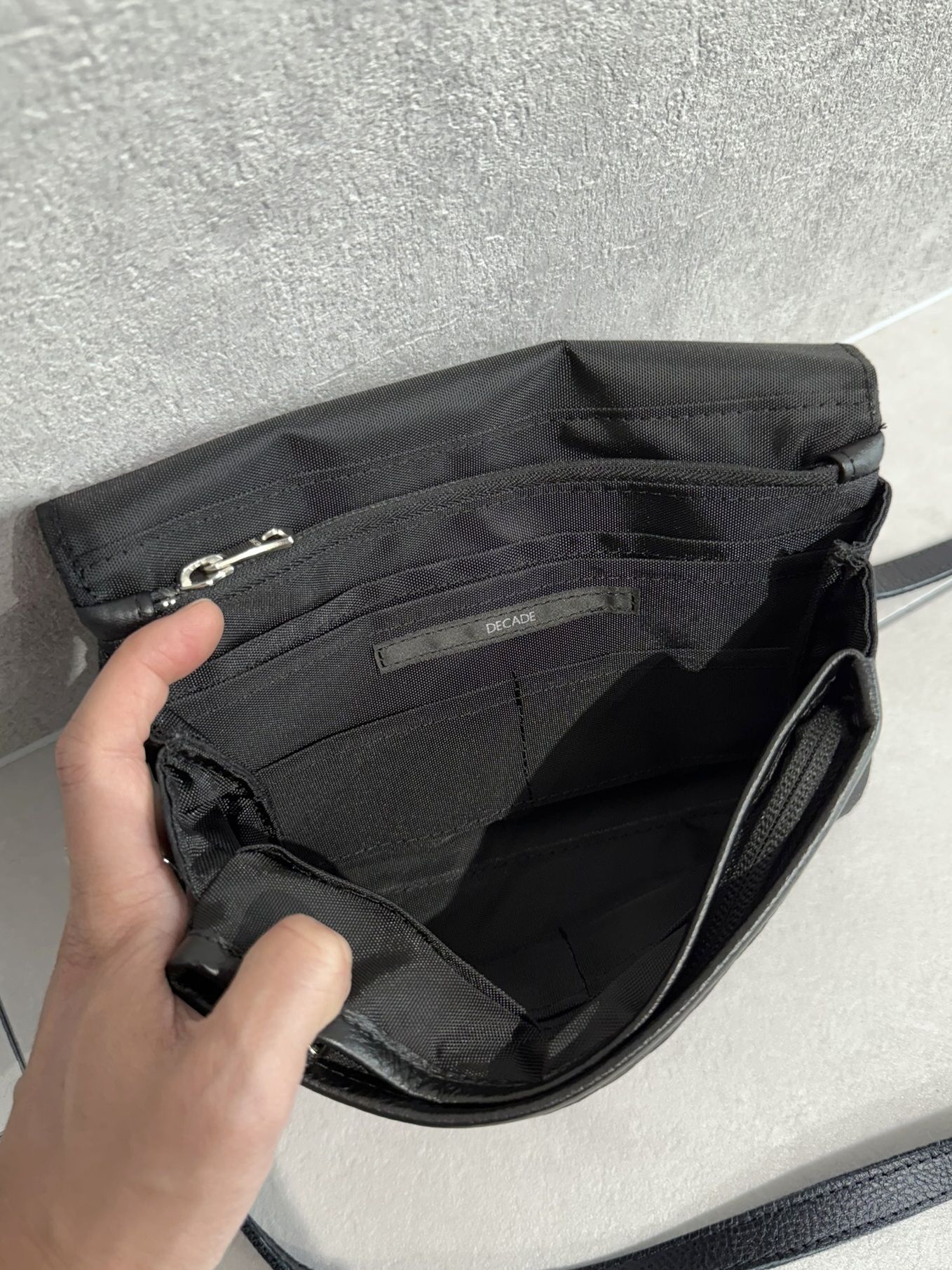 DECADE CLUTCH WALLET SHOULDER BAG / RC37-BAG-001RD / クラッチウォレットショルダーバッグ / ブラック