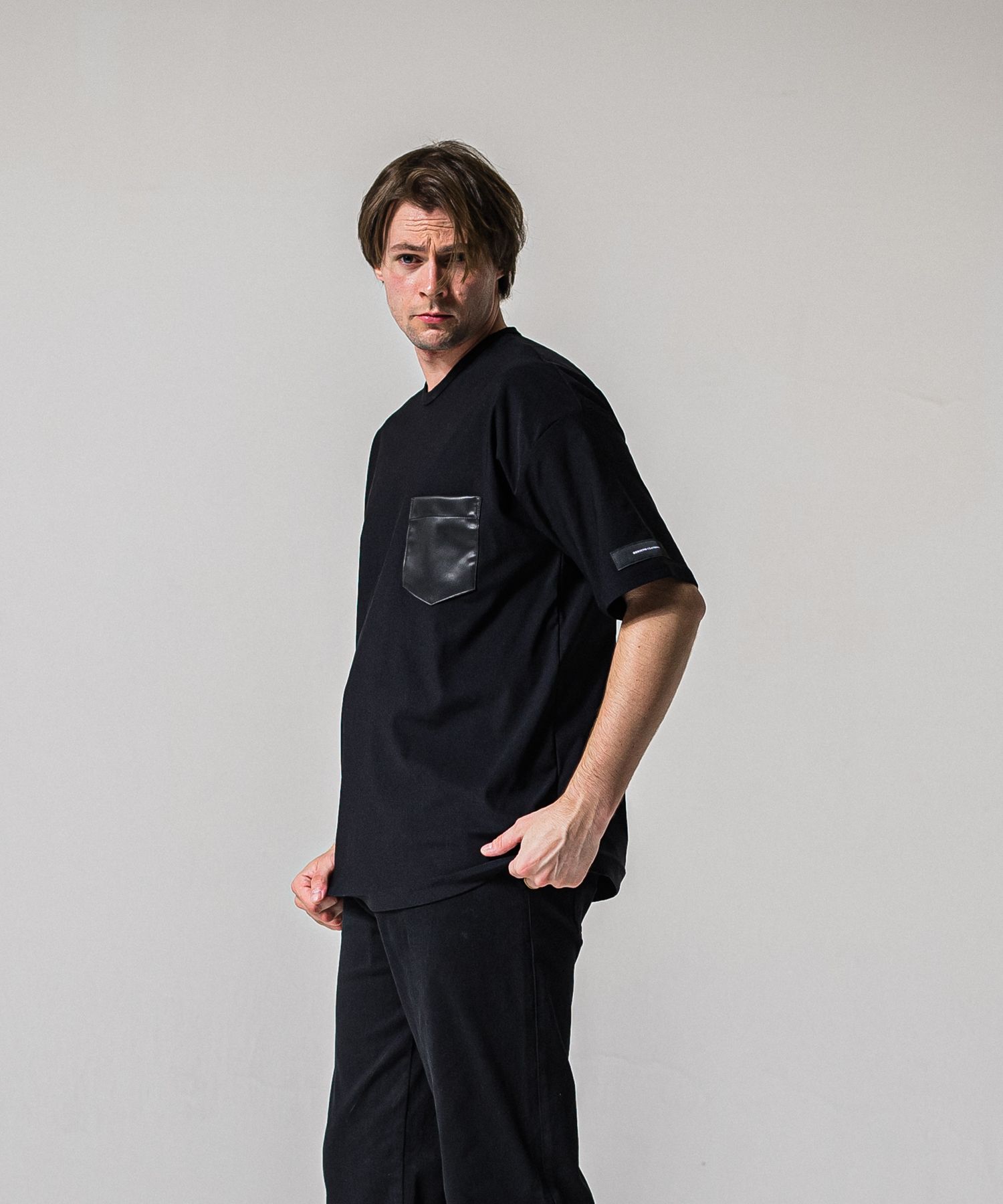 LEATHER POCKET OVER NYLON T / RC39-T-005 / レザーポケットナイロンビッグTシャツ / ブラック (4月上旬入荷予定)