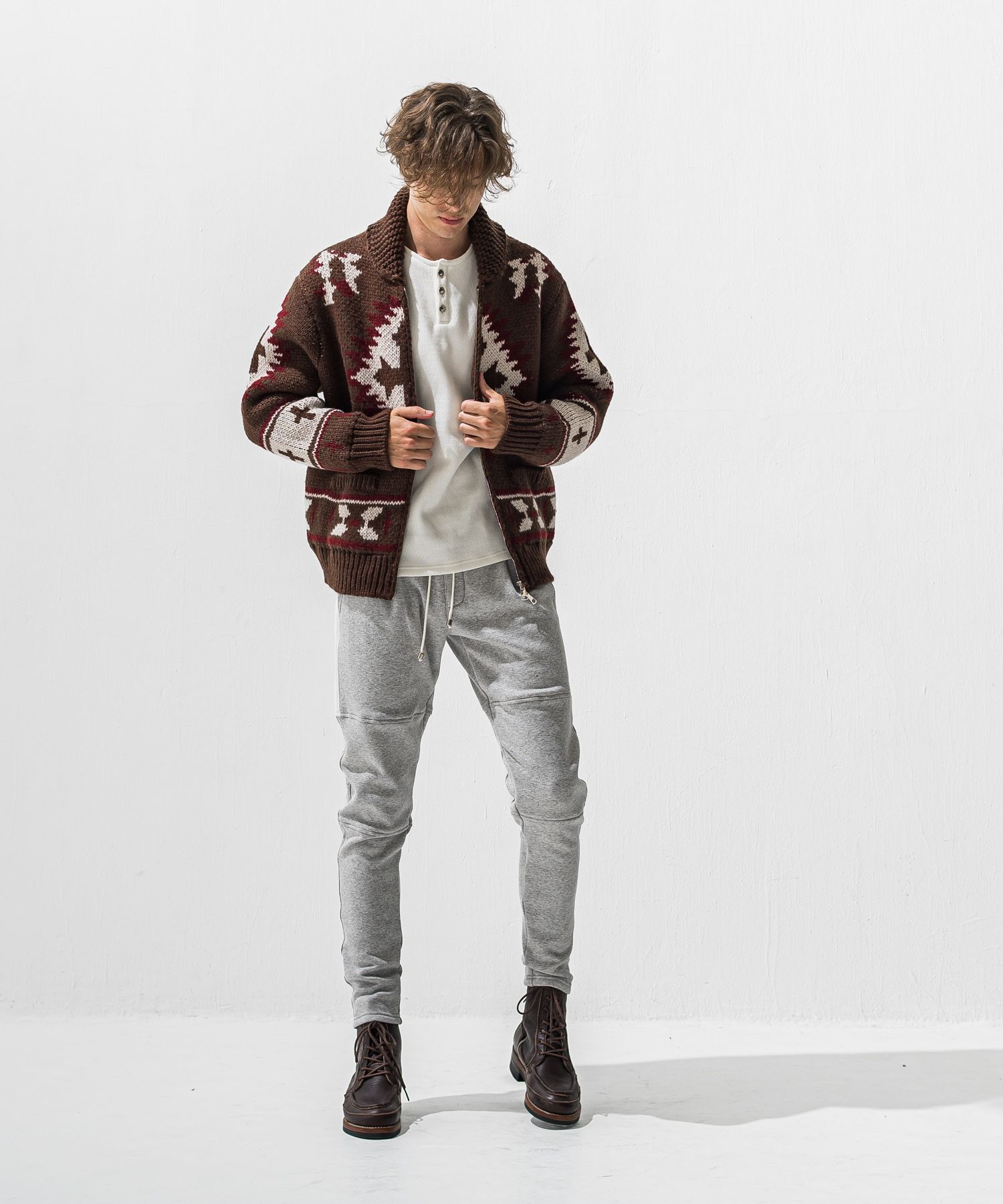 COWICHAN / RC42-K-001 / カウチンセーター / ブラウン (11月中旬入荷予定)