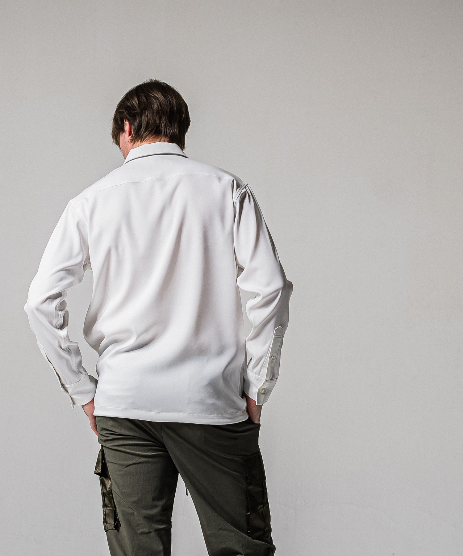 PULLOVER SATIN SHIRT / RC39-SH-002 / ハーフジップサテンシャツ / ホワイト (3月上旬入荷予定)