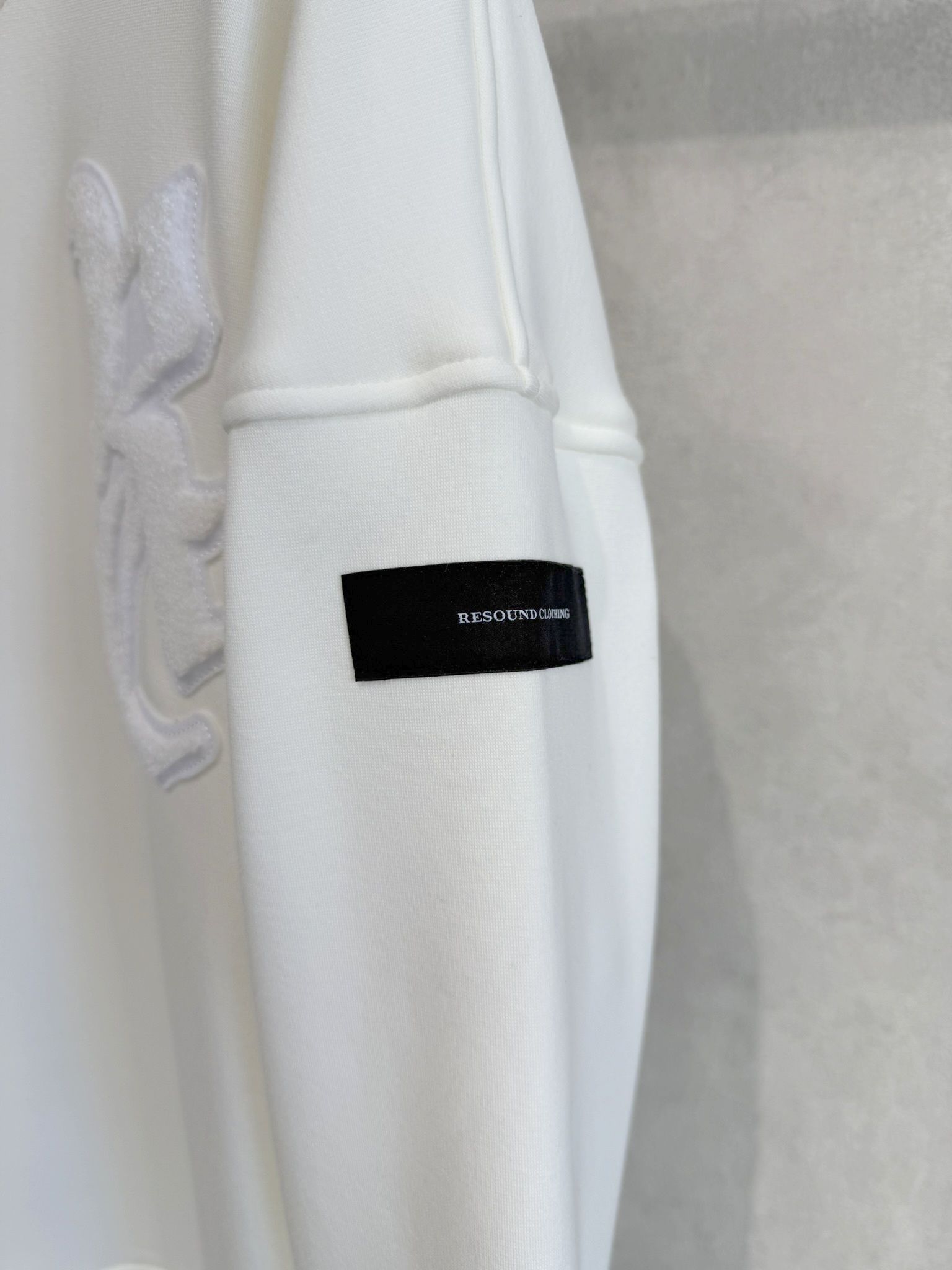 RC CHENILLE VELOURS FLEECE DROP TRAINER / RC38-C-004 / 裏起毛刺繍ワッペントレーナー / ホワイト