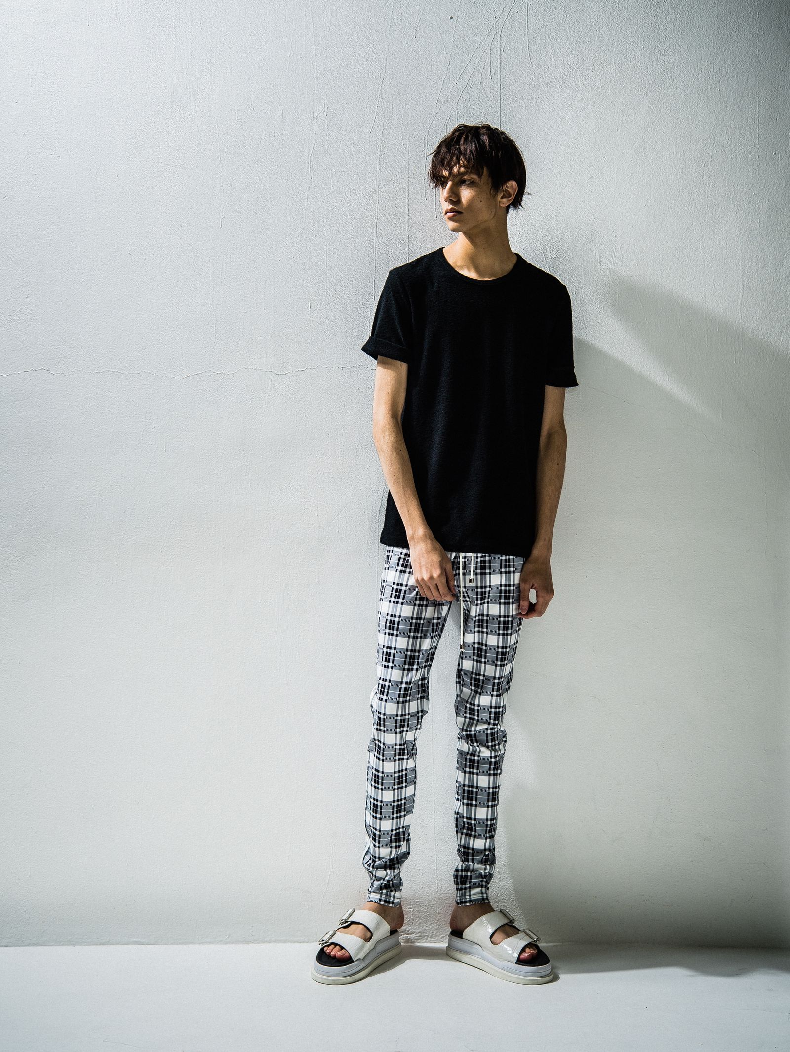 RESOUND CLOTHING - RANDOM PILE ROLL UP TEE / RC24-T-001