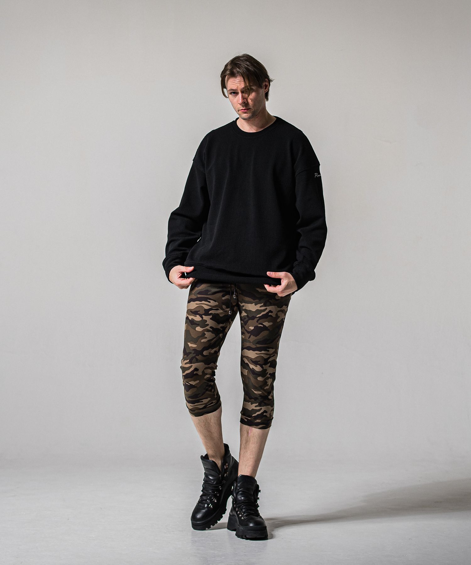 RE CROPPED PT / RC39-HP-002 / クロップドパンツ / カーキカモフラージュ (4月上旬入荷予定)