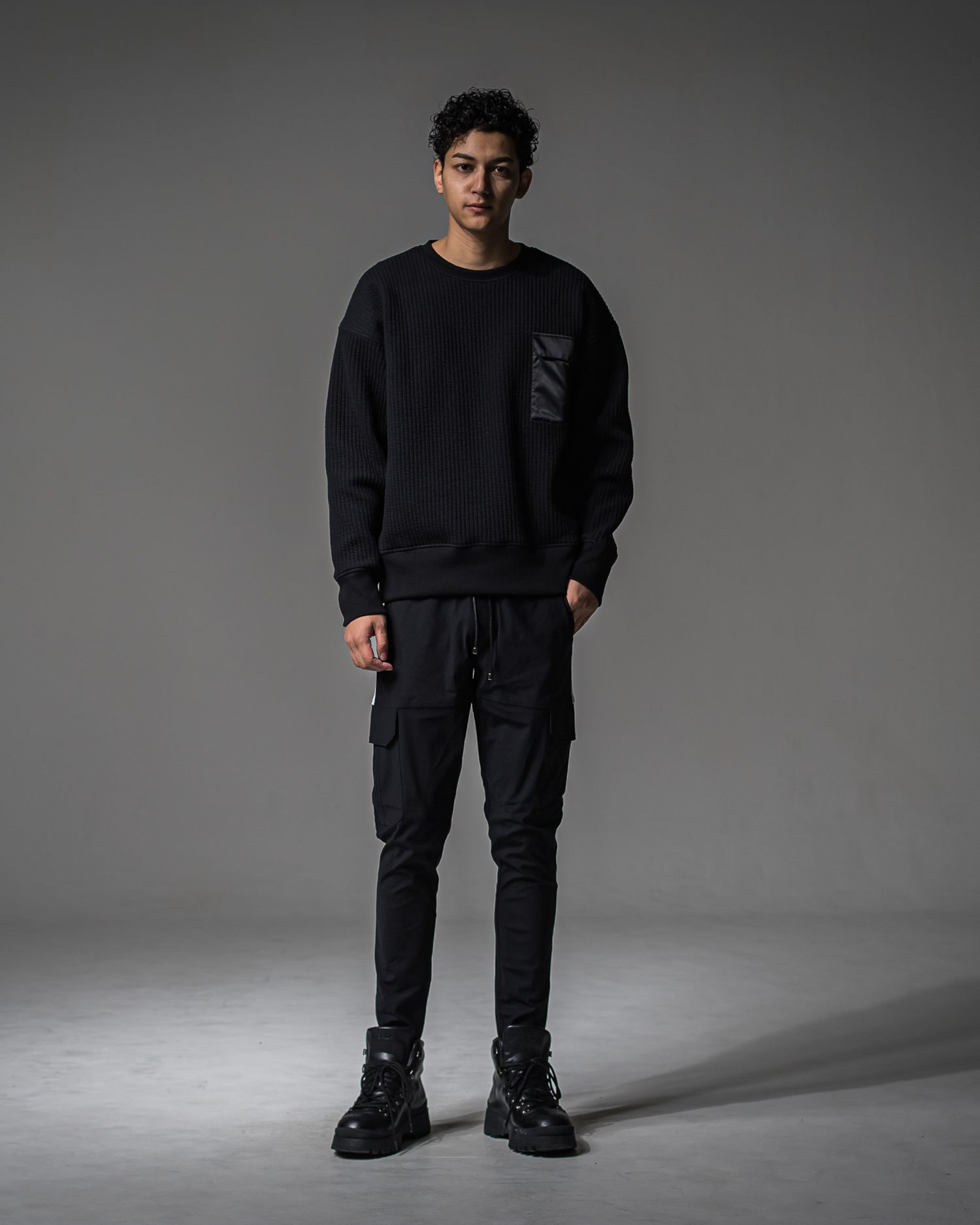 STRIPE QUILTING DROP TRAINER / RC37-C-003 / ストライプキルティングトレーナー / ブラック (9月下旬入荷予定)