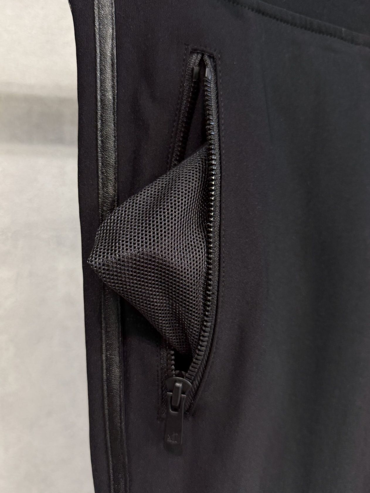 JOHNSON LINE NYLON PT / BASIC-ST-009 / ジョンソンナイロンラインパンツ / ブラック×レザーブラック