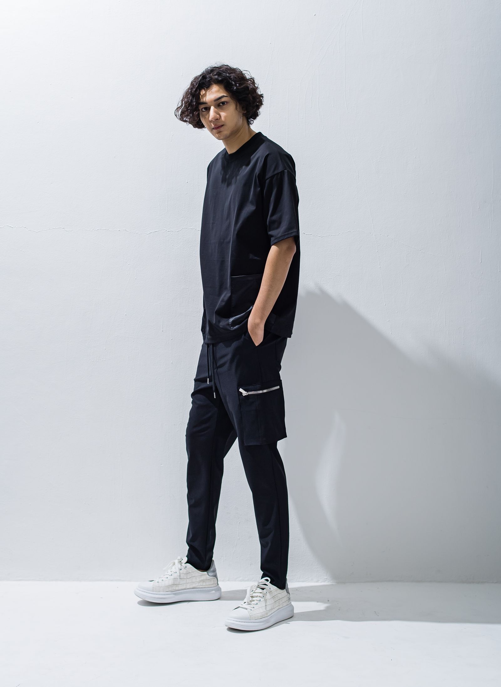 DRESS オーバーサイズ Tシャツ【ブラック】