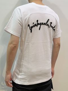コード刺繍バックロゴ半袖Tシャツ / ust-23010 / ホワイト