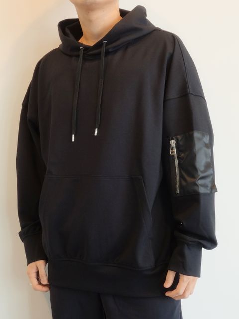 MILITARY POCKET LOOSE HOODIE / RC25-C-005 / ミリタリーポケットパーカー / ブラック