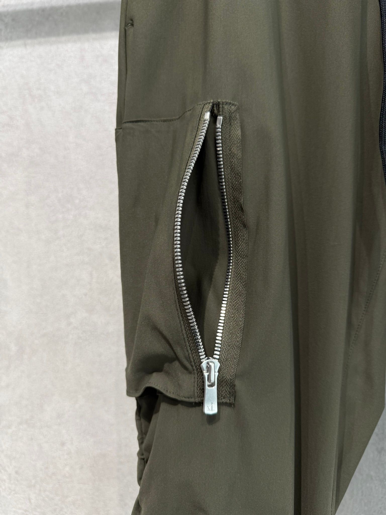 DAVID NYLON CARGO PANTS / RC40-ST-040 / ミリタリーナイロン裾ゴムカーゴパンツ / カーキ