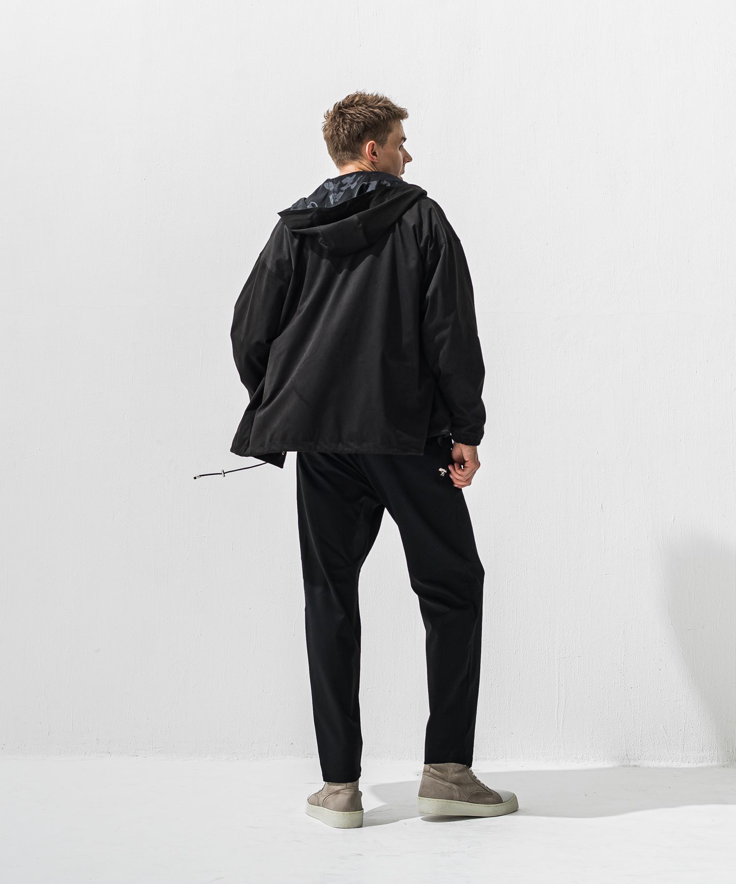 SUEDE COACH HOODIE / RC42-JK-003 / スエードコーチパーカー / ブラック (12月中旬入荷予定)