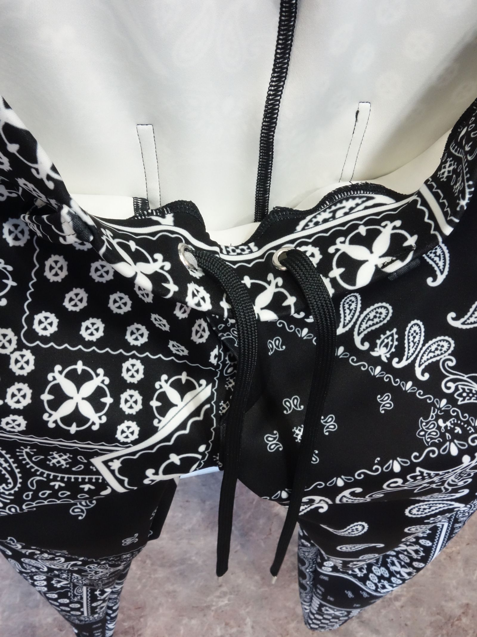 CHRIS EASY PANTS / RC25-ST-016 / バンダナイージーパンツ / ペイズリーブラック※