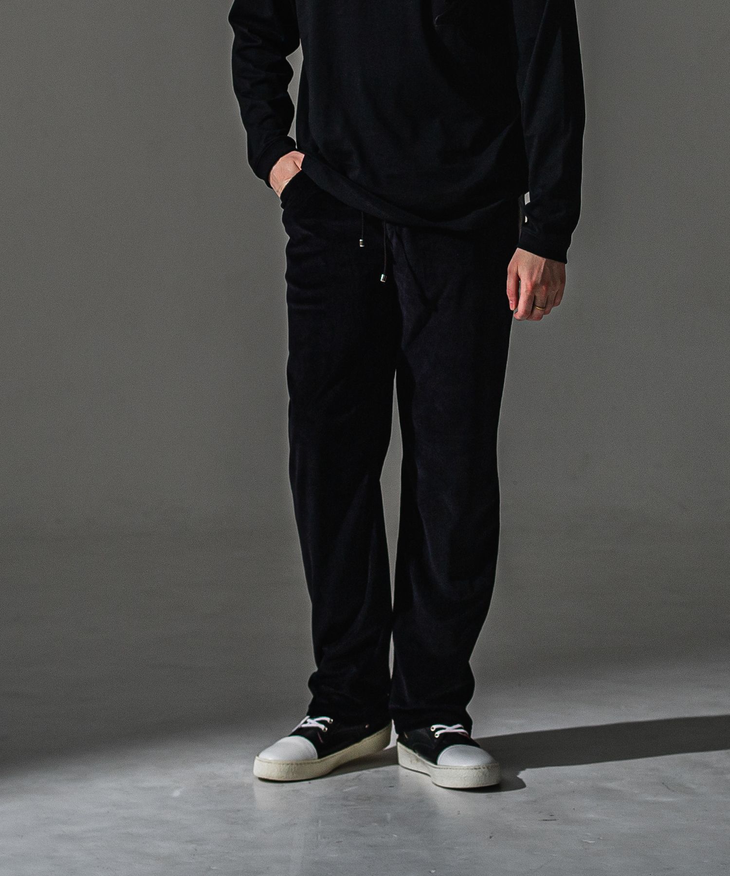VELOUR SEMIWIDE TUCK PT / RC41-ST-044 / ベロアセミワイドタックパンツ / ブラック (9月中旬入荷予定)
