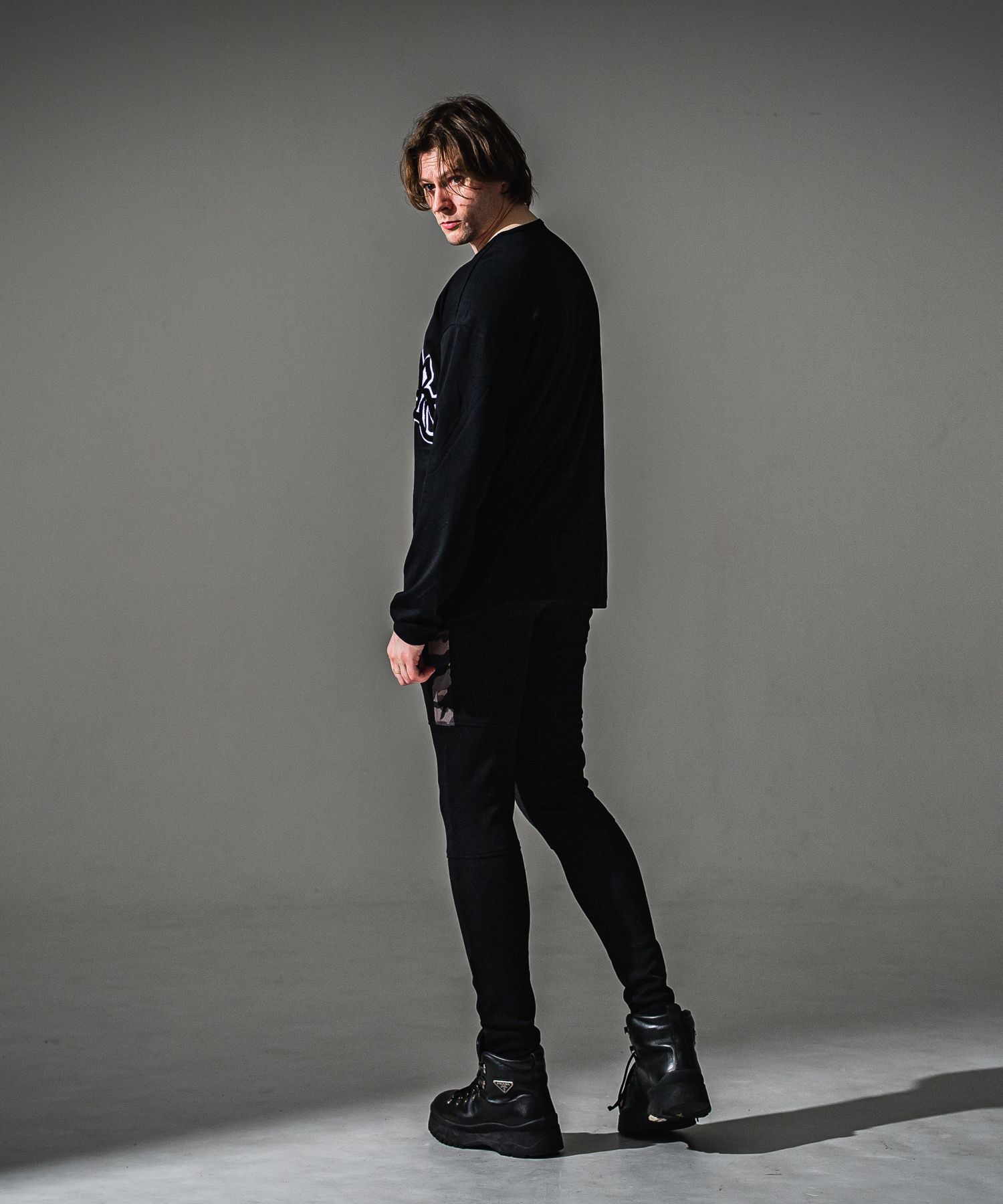 RC OVER LONGSLEEVE TEE / RC41-T-001 / オーバーサイズ長袖RCロゴワッペンTシャツ / ブラック×ホワイト (7月中旬入荷予定)