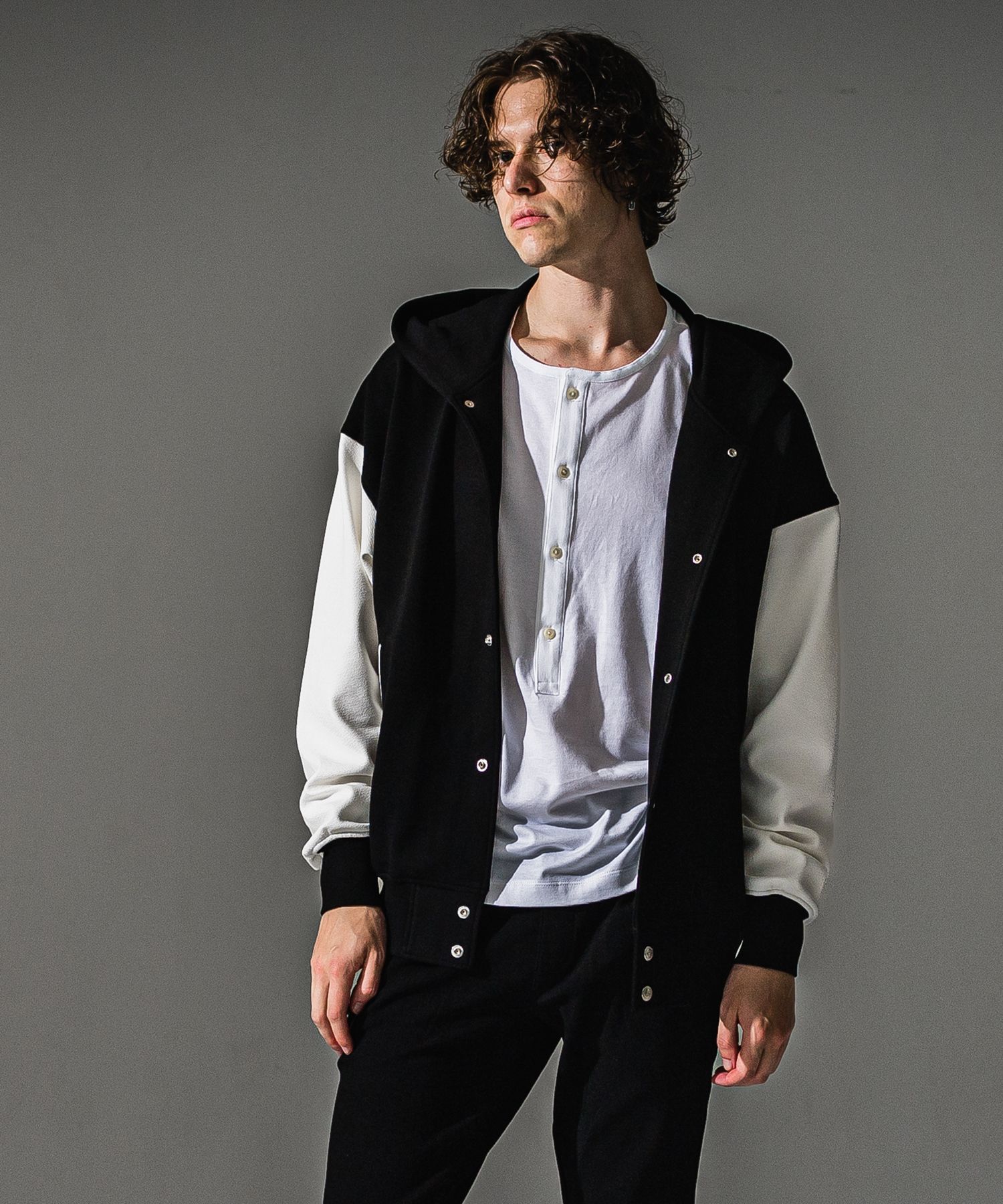 BLISTER VARSITY HOODIE / RC41-C-006 / ライトブリスターニットパーカースタジャン / ブラック×ホワイト (8月下旬入荷予定)
