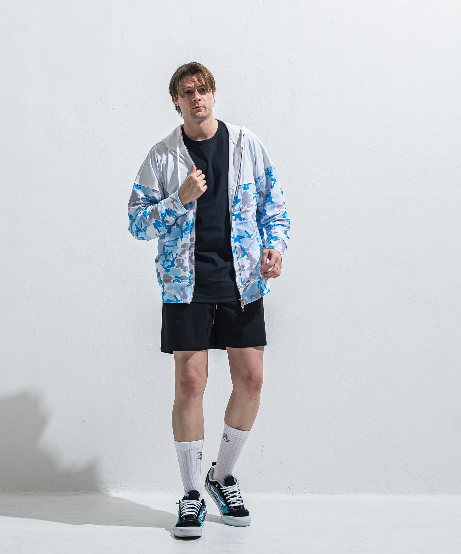 TV NYLON SHORTS / RC40-HP-004 / リラックスナイロンショーツ / ブラック (6月上旬入荷予定)