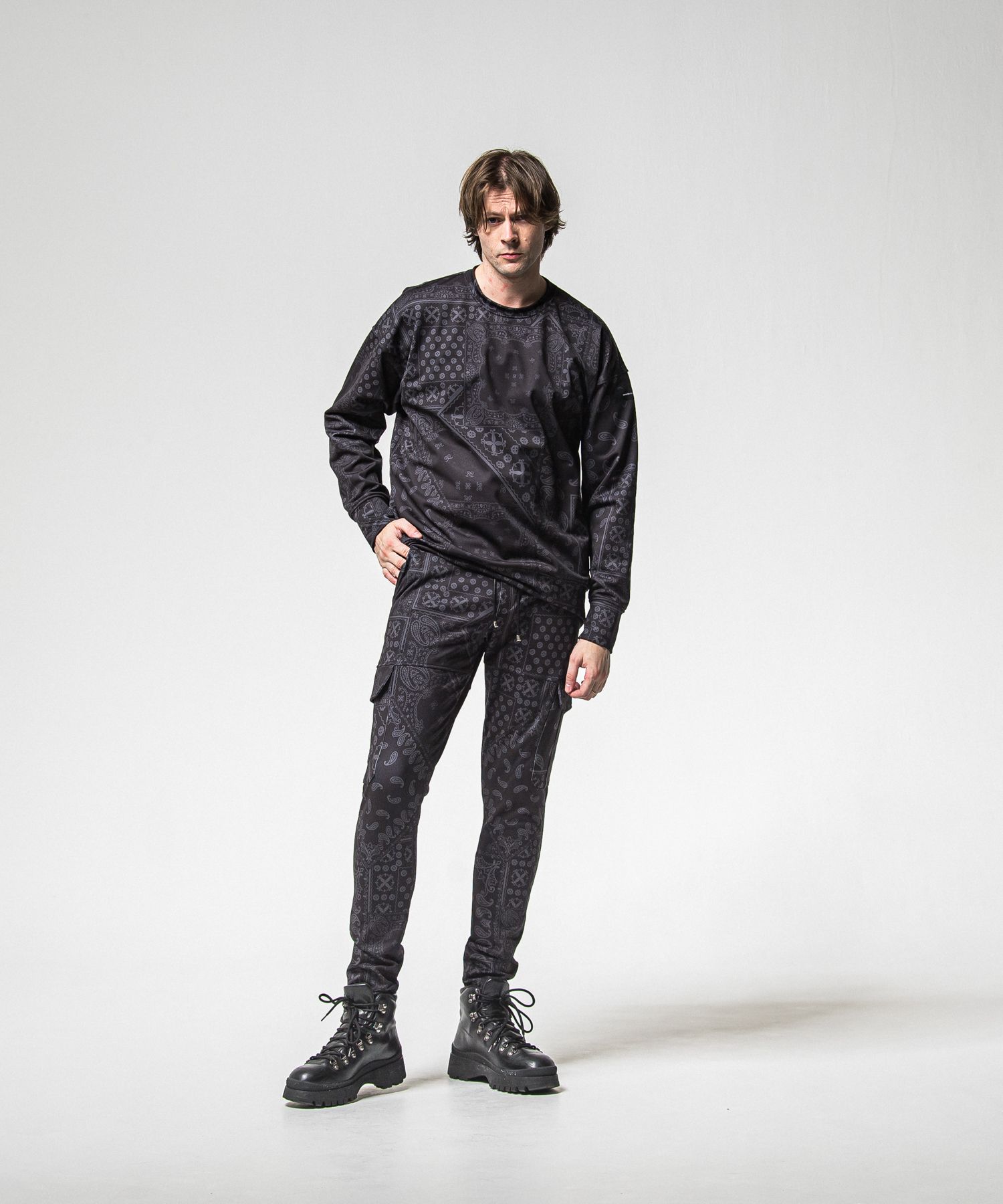 PAISLEY BACK FLEECE DROP TRAINER / RC38-C-008 / 裏起毛ペイズリートレーナー / ブラック (10月中旬入荷予定)