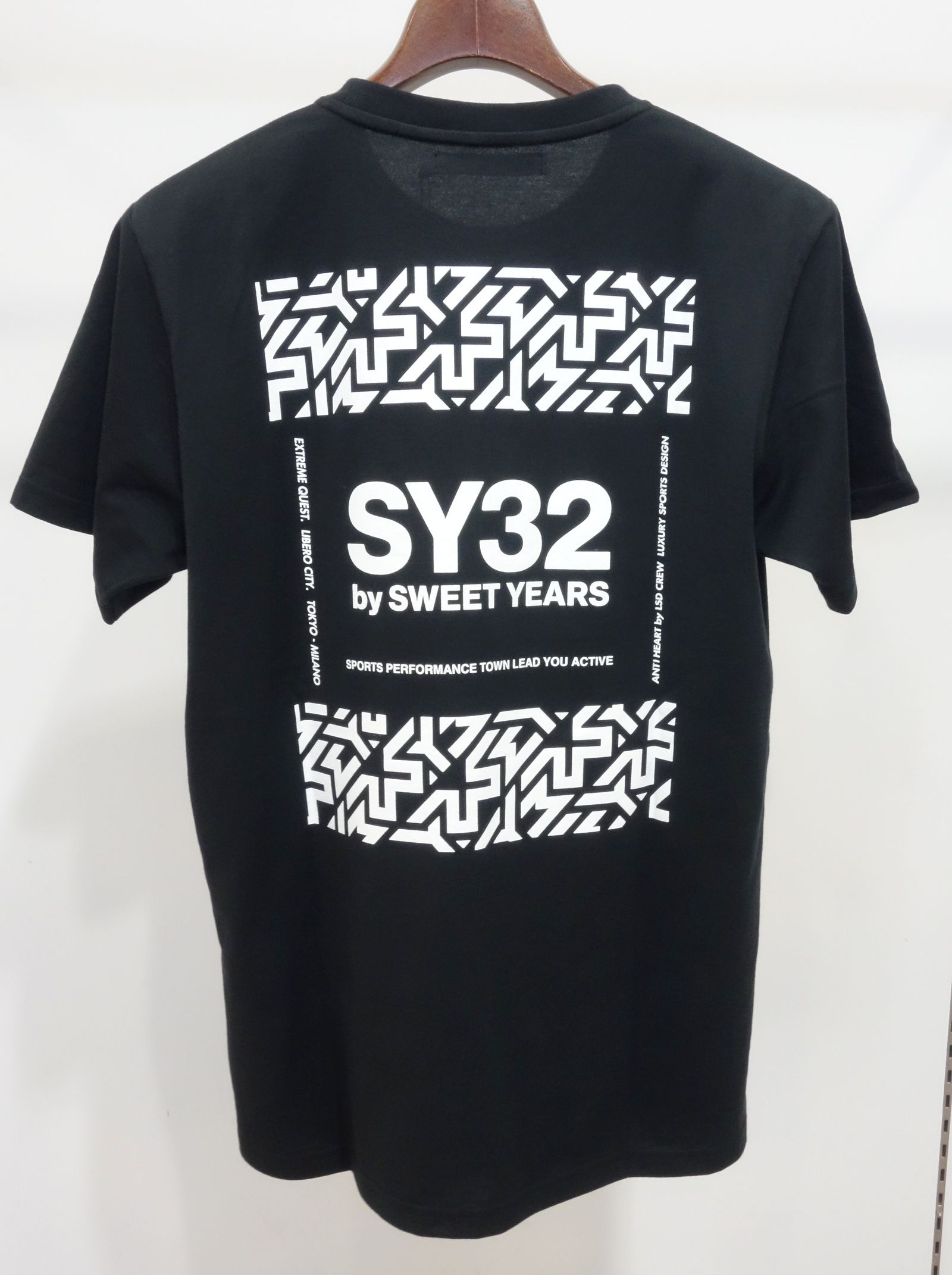 NEW LOGO BACK PRT TEE / TNS1735J / プリントTシャツ