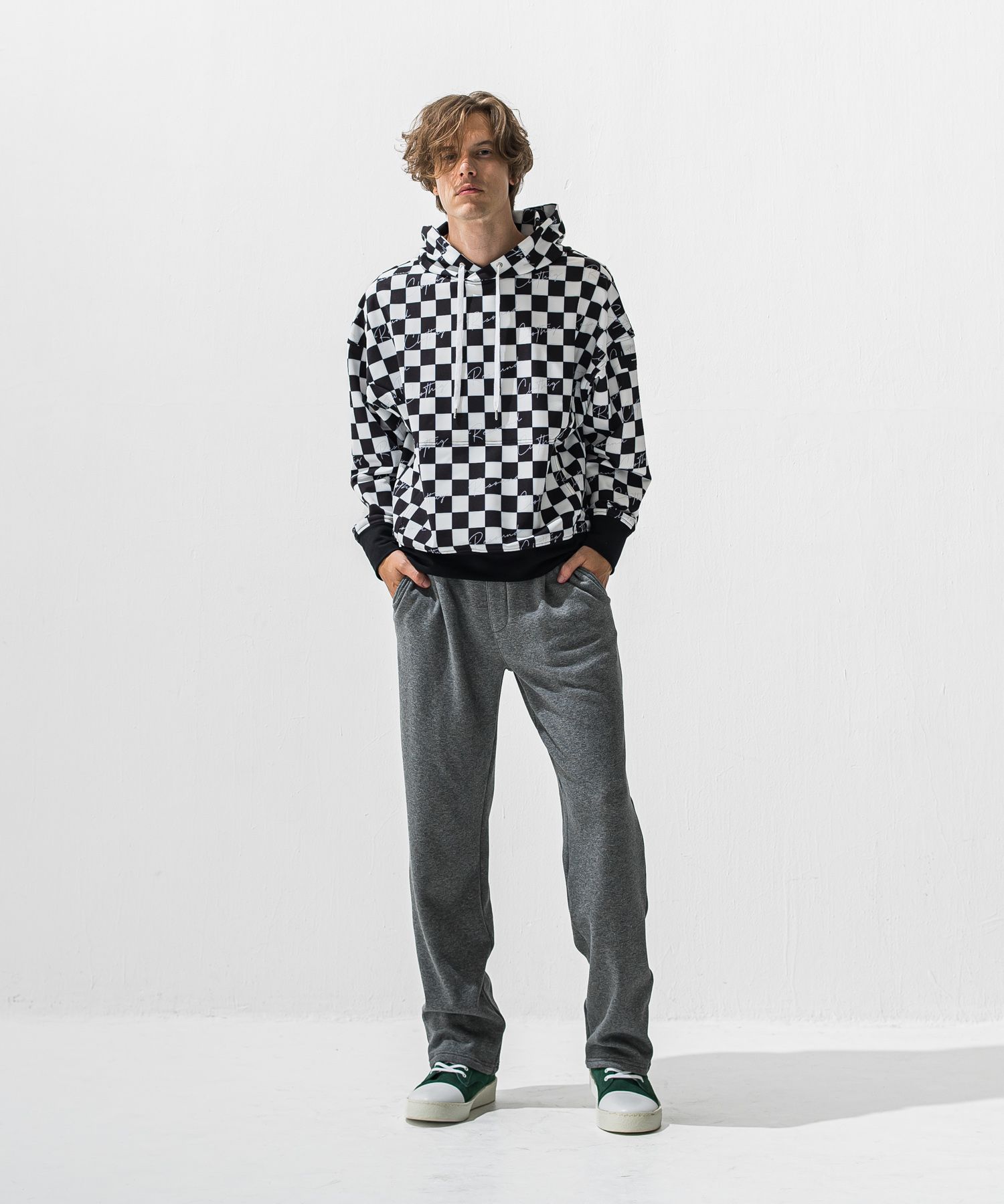 VELOURS FLEECE WIDE TUCK PANTS / RC42-ST-016HWT / 裏起毛セミワイドタックパンツ / チャコール (11月中旬入荷予定)