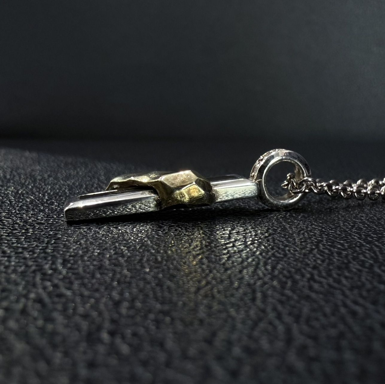 スティックラインペンダント / VLP177WG-BSH / ネックレス