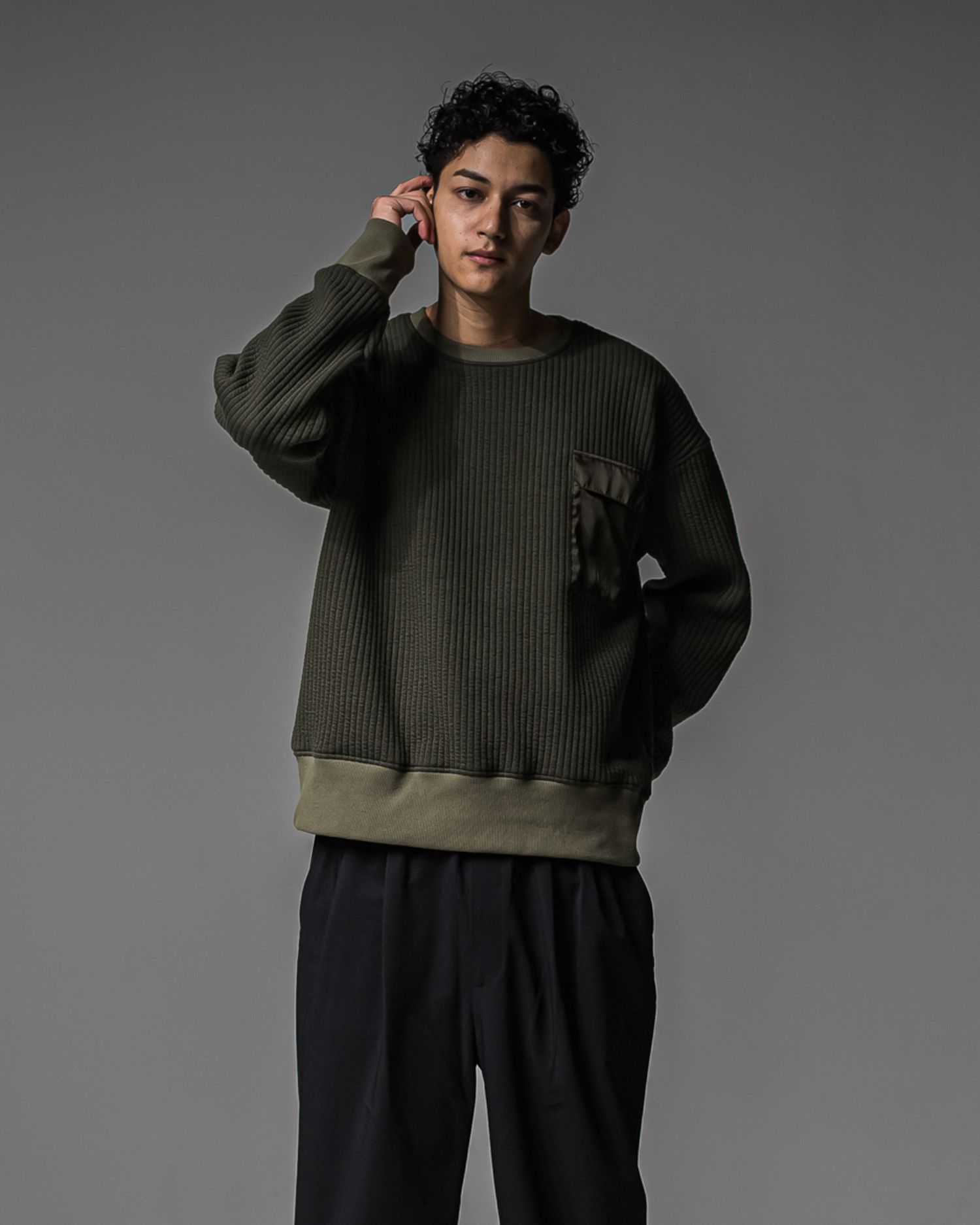 STRIPE QUILTING DROP TRAINER / RC37-C-003 / ストライプキルティングトレーナー / カーキ (9月下旬入荷予定)