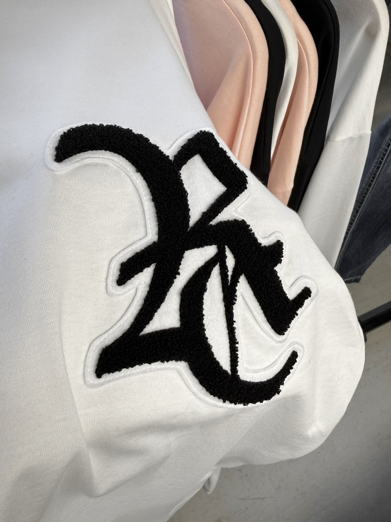 RC OVER LONGSLEEVE TEE / RC41-T-001 / オーバーサイズ長袖RCロゴワッペンTシャツ / ホワイト (7月中旬入荷予定)