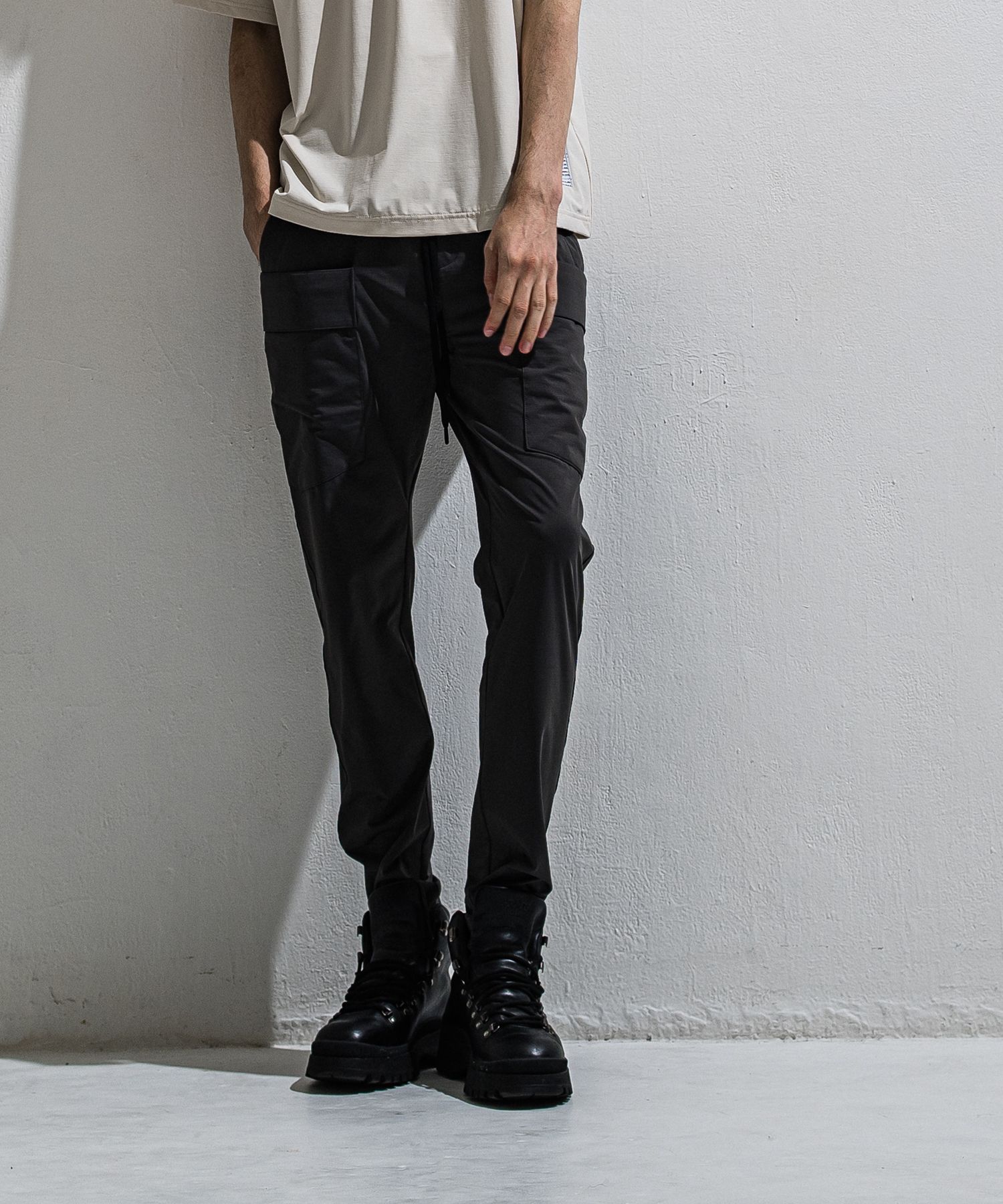 GR PT / DP1-ST-004 / ナイロンギアカーゴパンツ / チャコール (3月中旬入荷予定)