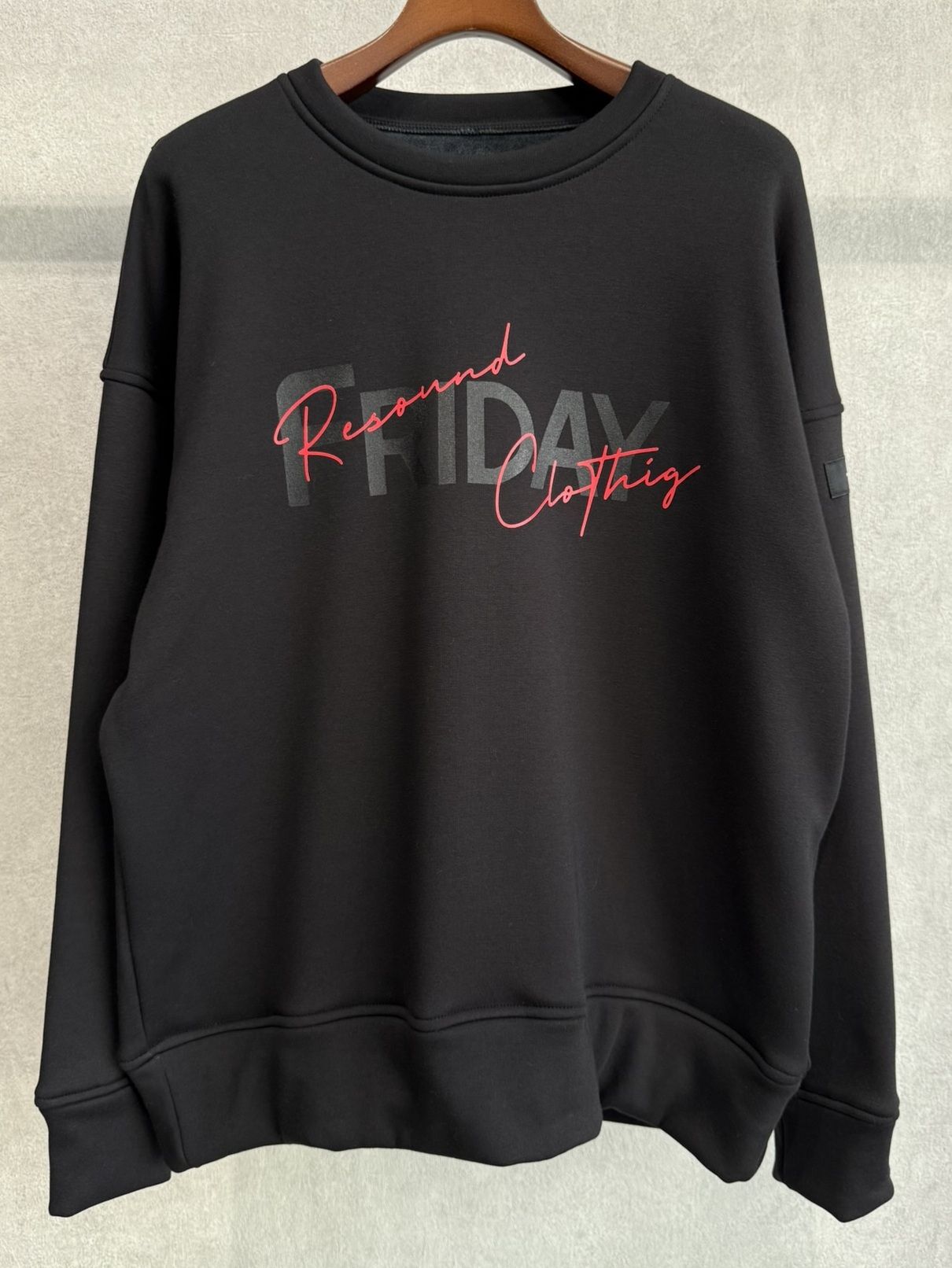 【FRIDAYコラボ】 FRIDAY OLD LOGO VELOURS FLEECE TRAINER / RCF1-C-003 / 裏起毛FRIDAYオールドロゴトレーナー / ブラック