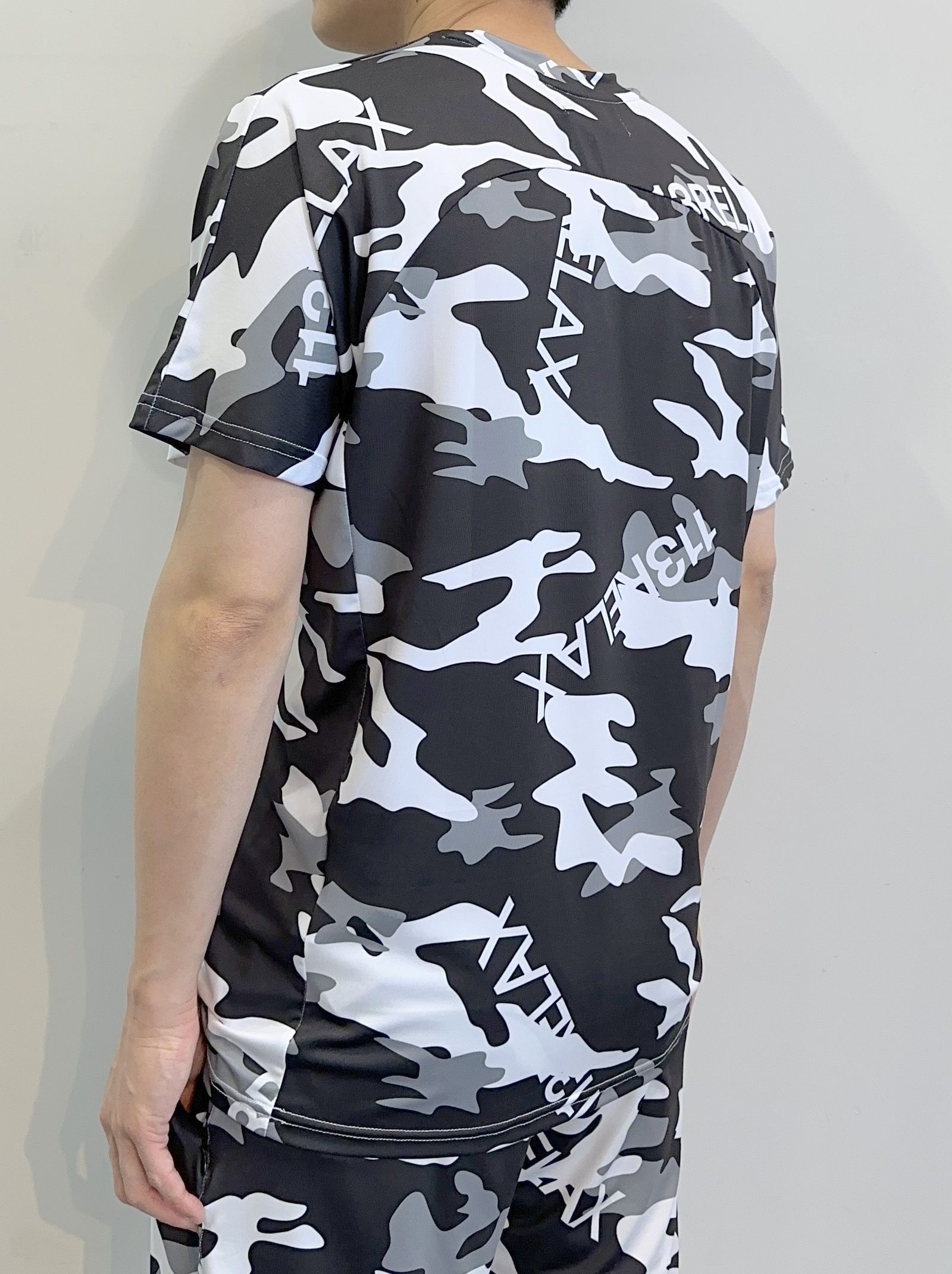 カモ柄ラッシュガードTシャツ / ust-23032