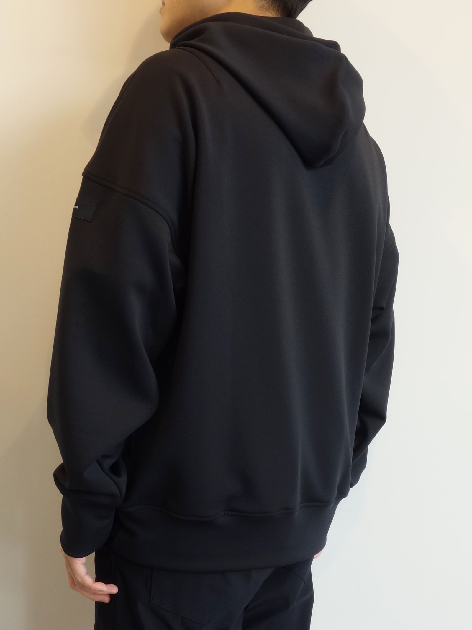 ANTIBACTERIAL NYLON LOOSE HOODIE / RC25-C-006 / ナイロンポケットパーカー / ブラック