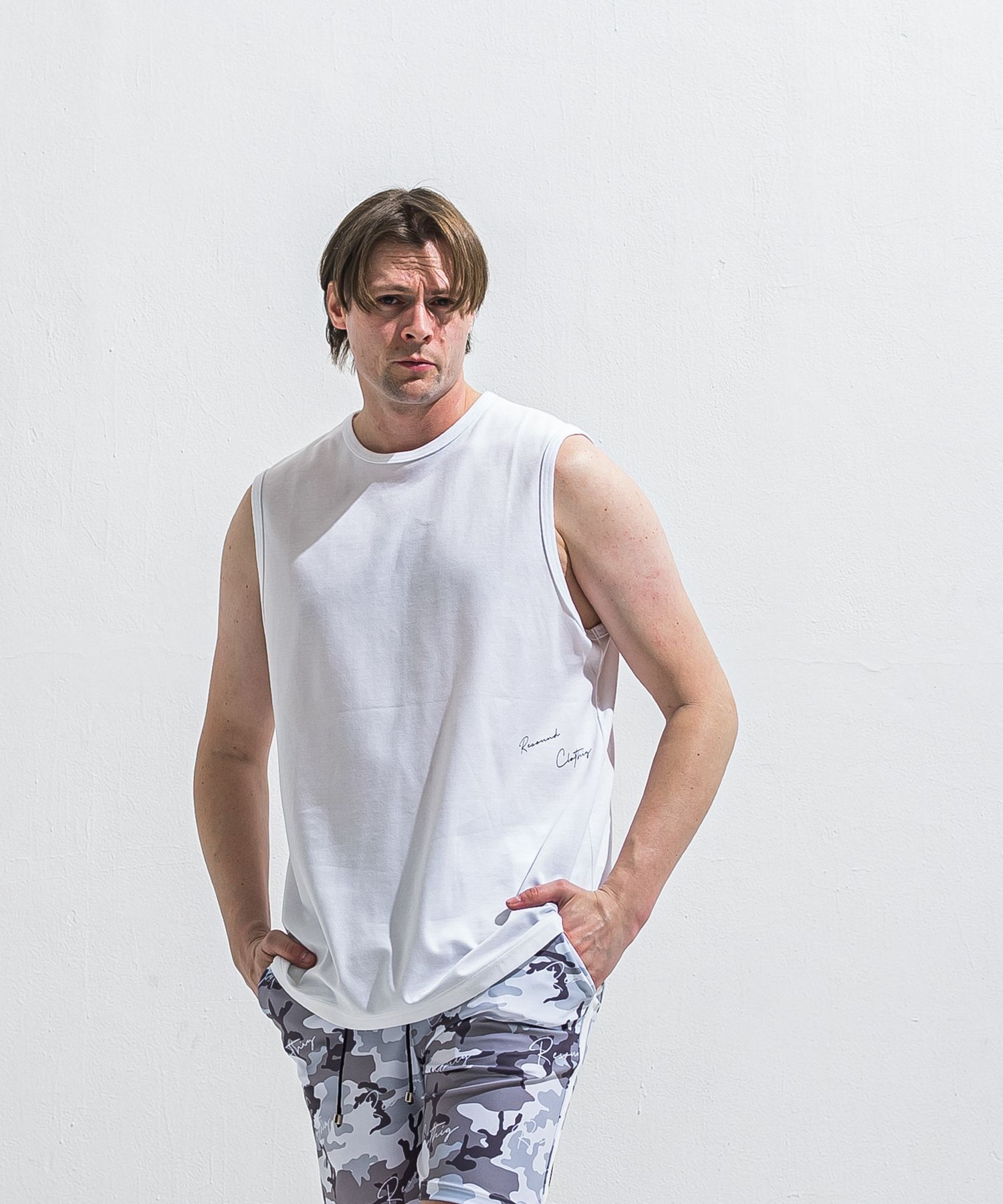 OVER NO SLEEVE / RC40-T-010 / サイドロゴメッシュノースリーブ / ホワイト (6月上旬入荷予定)