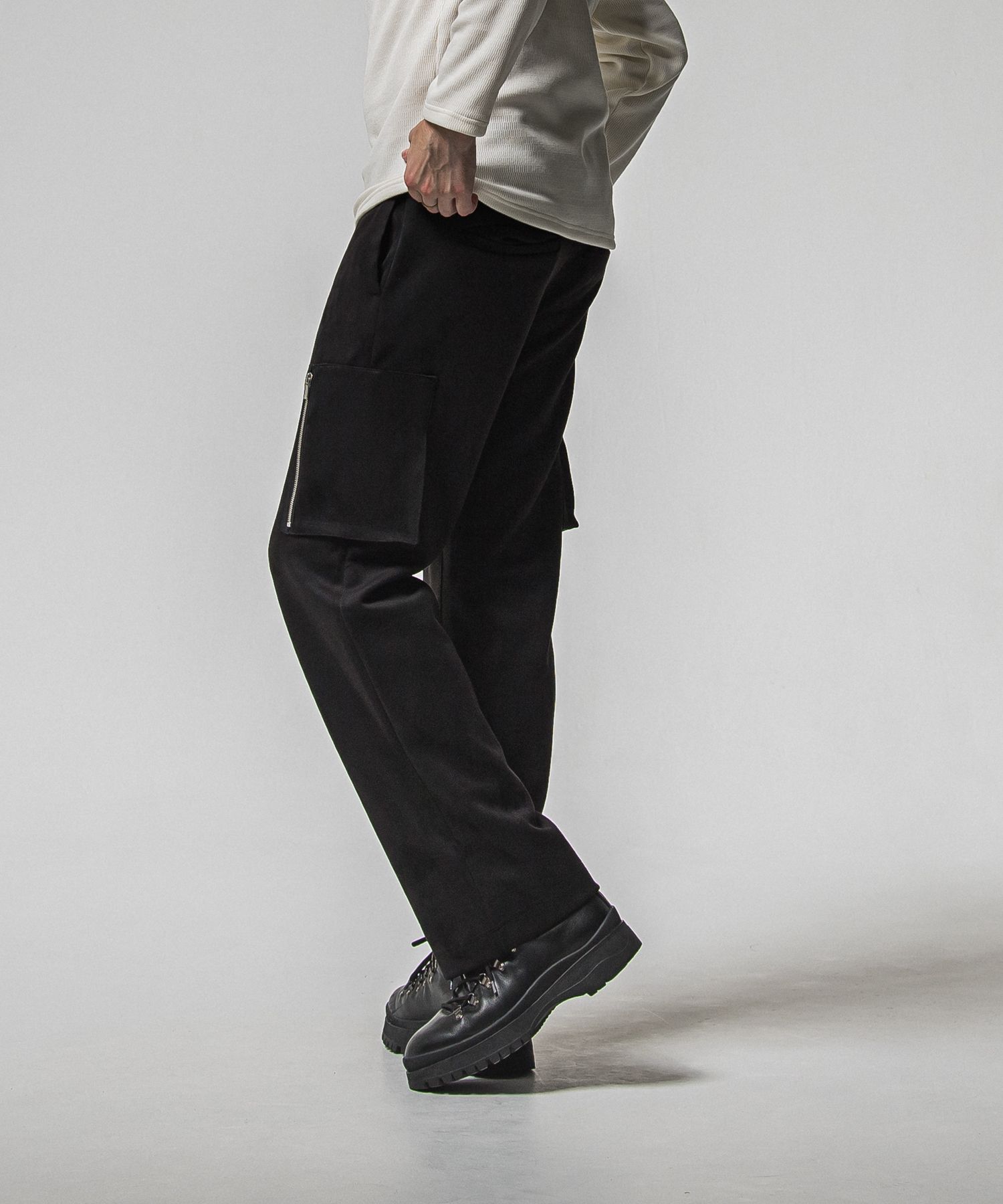DAVID CARGO PANTS / RC38-ST-040 / スエードワイドカーゴパンツ / ブラック (1月上旬入荷予定)