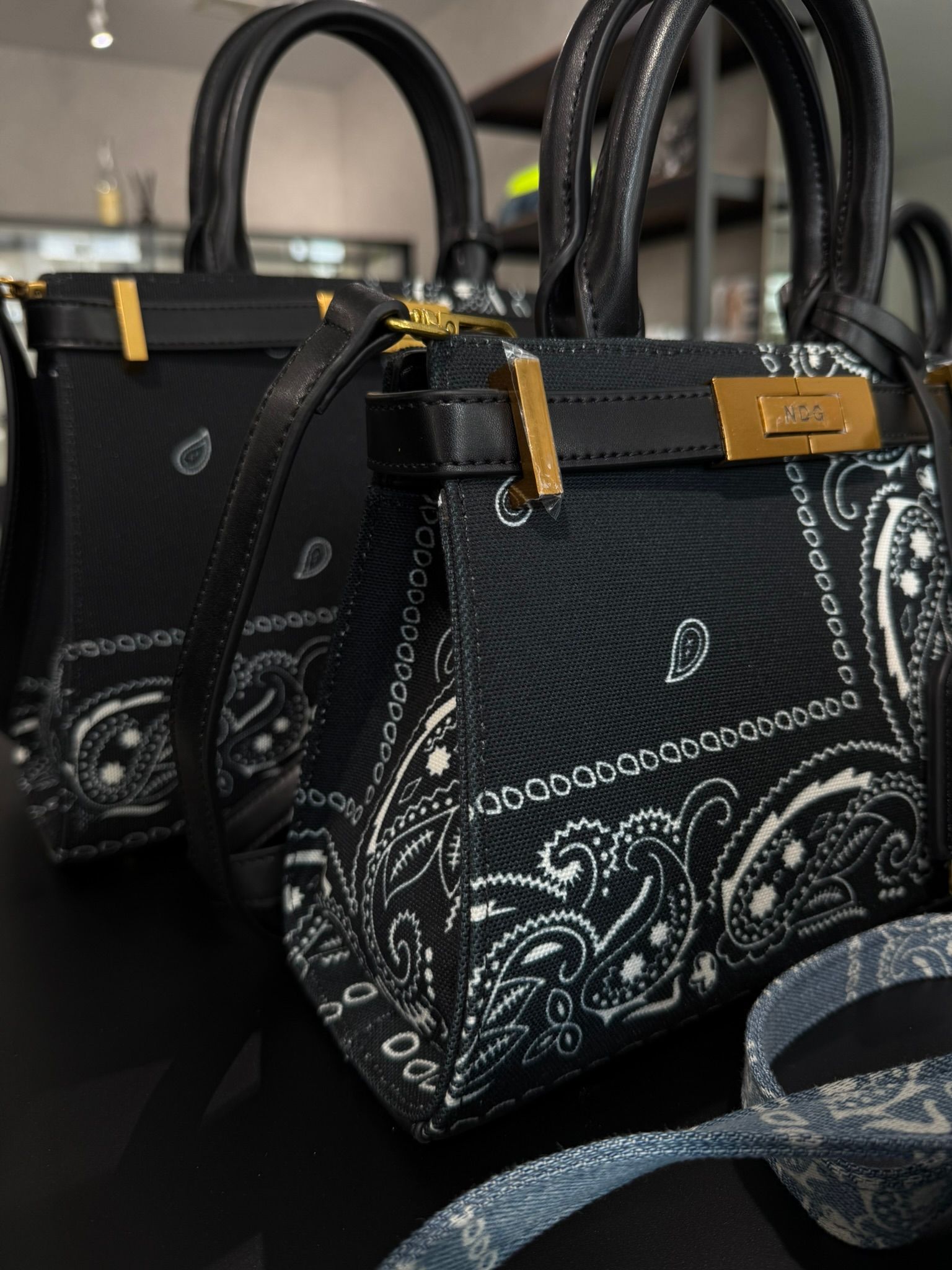 NID DE GUEPES　N.D.G STUDIO ショルダー レザー バッグ フランスパリ発【NDG PARIS】新規取り扱い開始 | LUKE