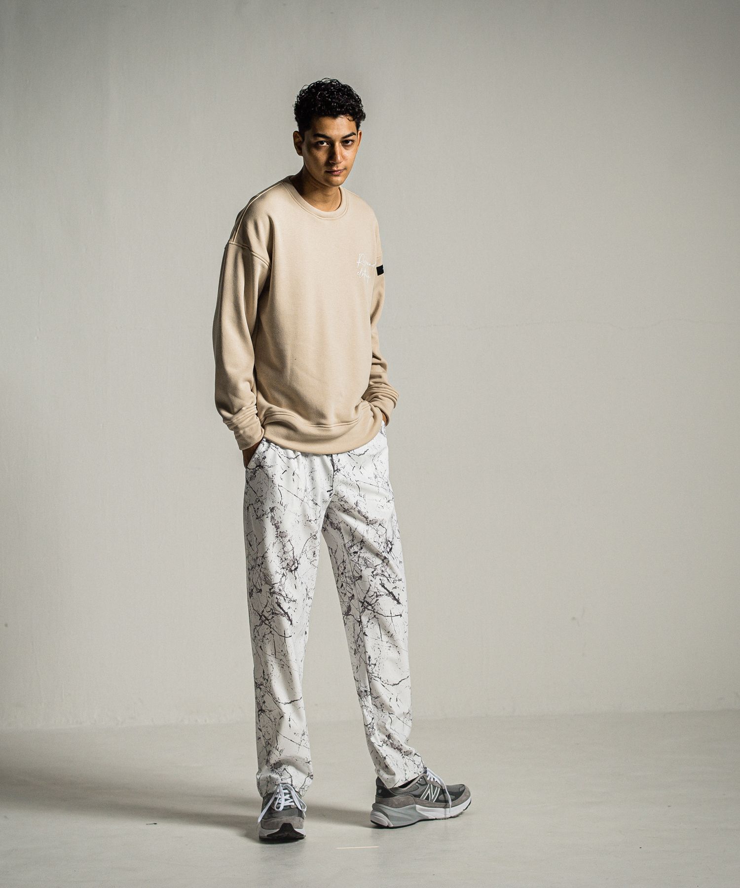 ID VELOURS FLEECE DROP TRAINER / RC34-C-004 / 裏起毛バックロゴトレーナー / ベージュ