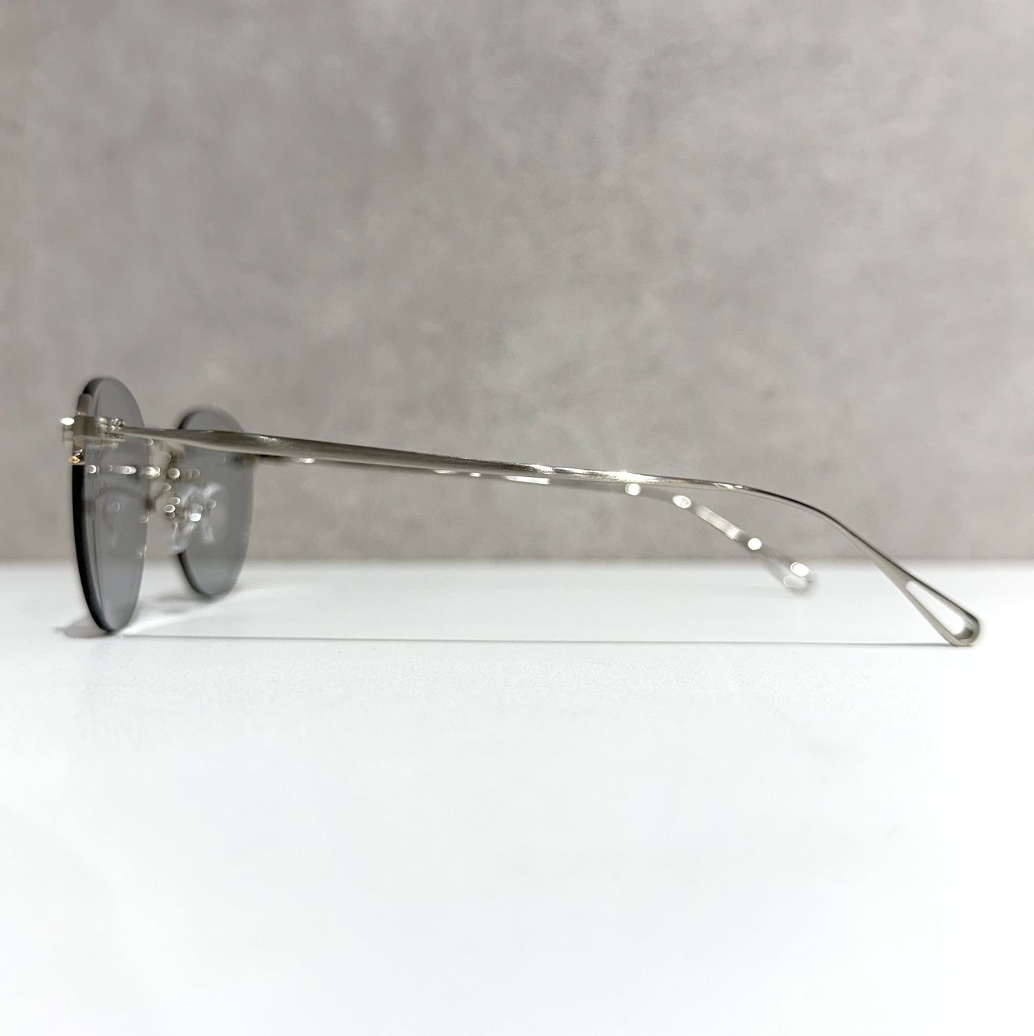 NEW. GOBER C-1 / サングラス / ブラステッドシルバー