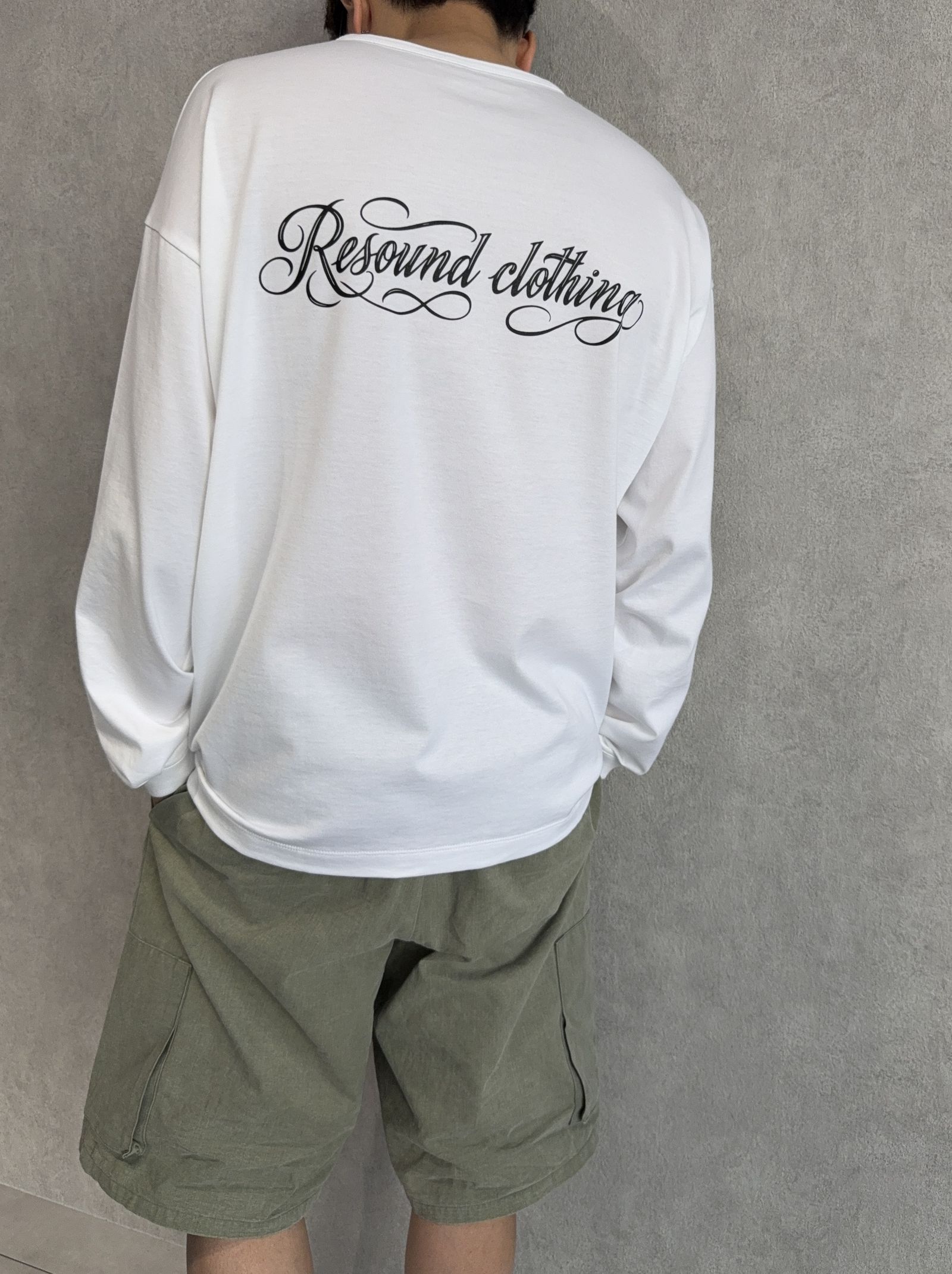 より一層オシャレに見える、ロンTEE×ハーパンの合わせ