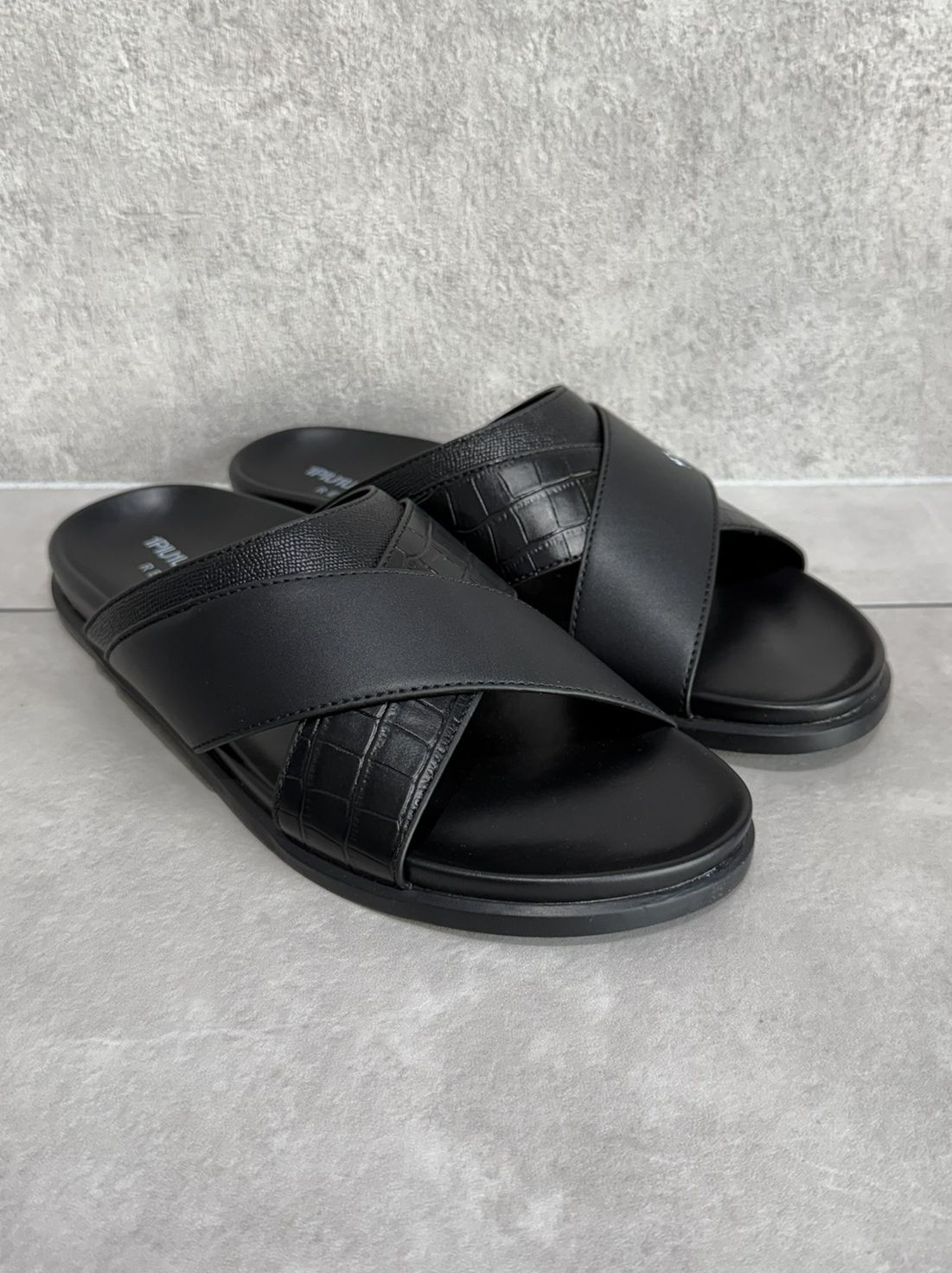 クロスストラップサンダル / usx-26003 / ブラック