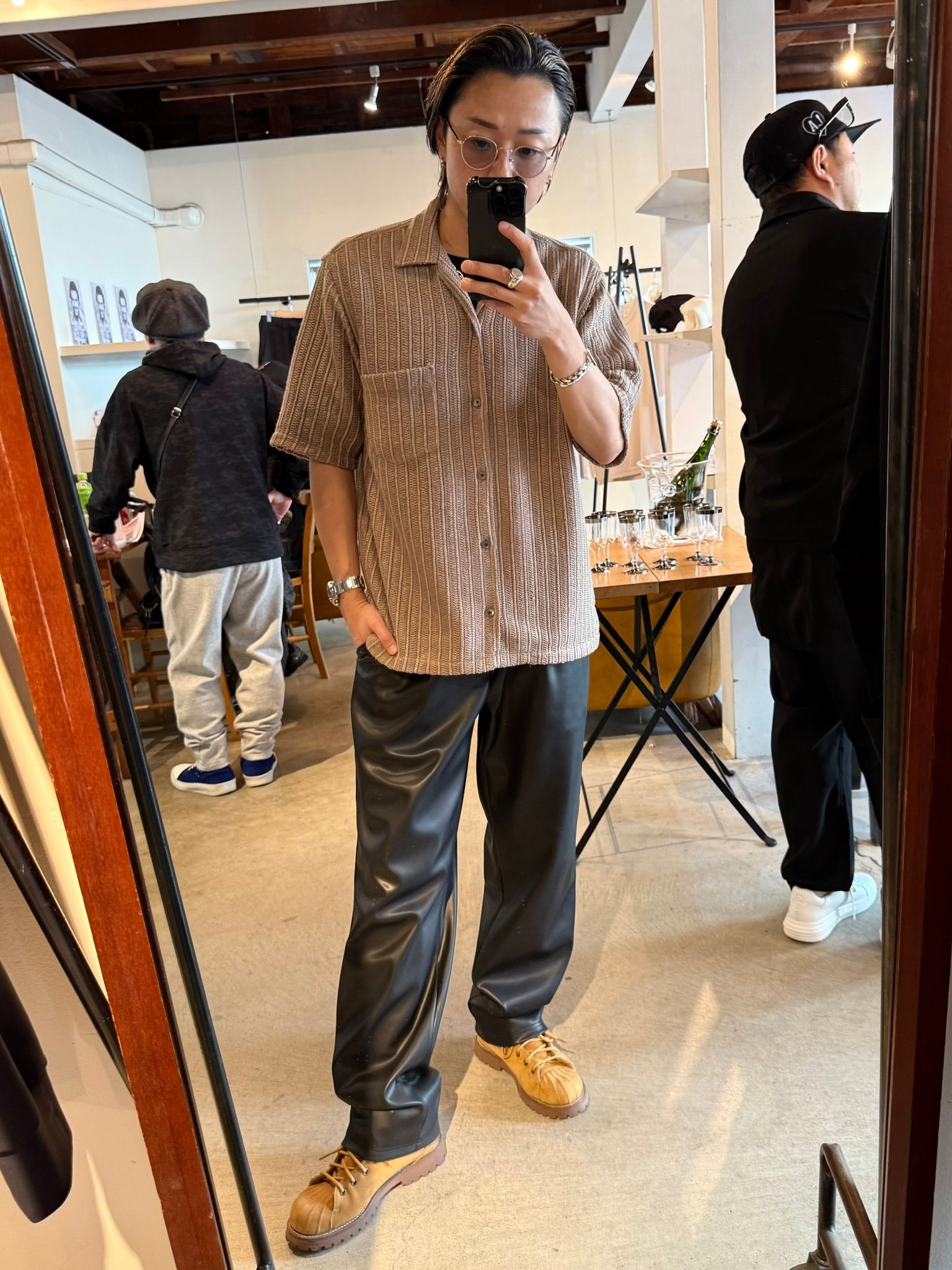 RUSSEL SHIRTS / DP1-SH-004 / ラッセル織り半袖シャツ / ブラウン (3月中旬入荷予定)