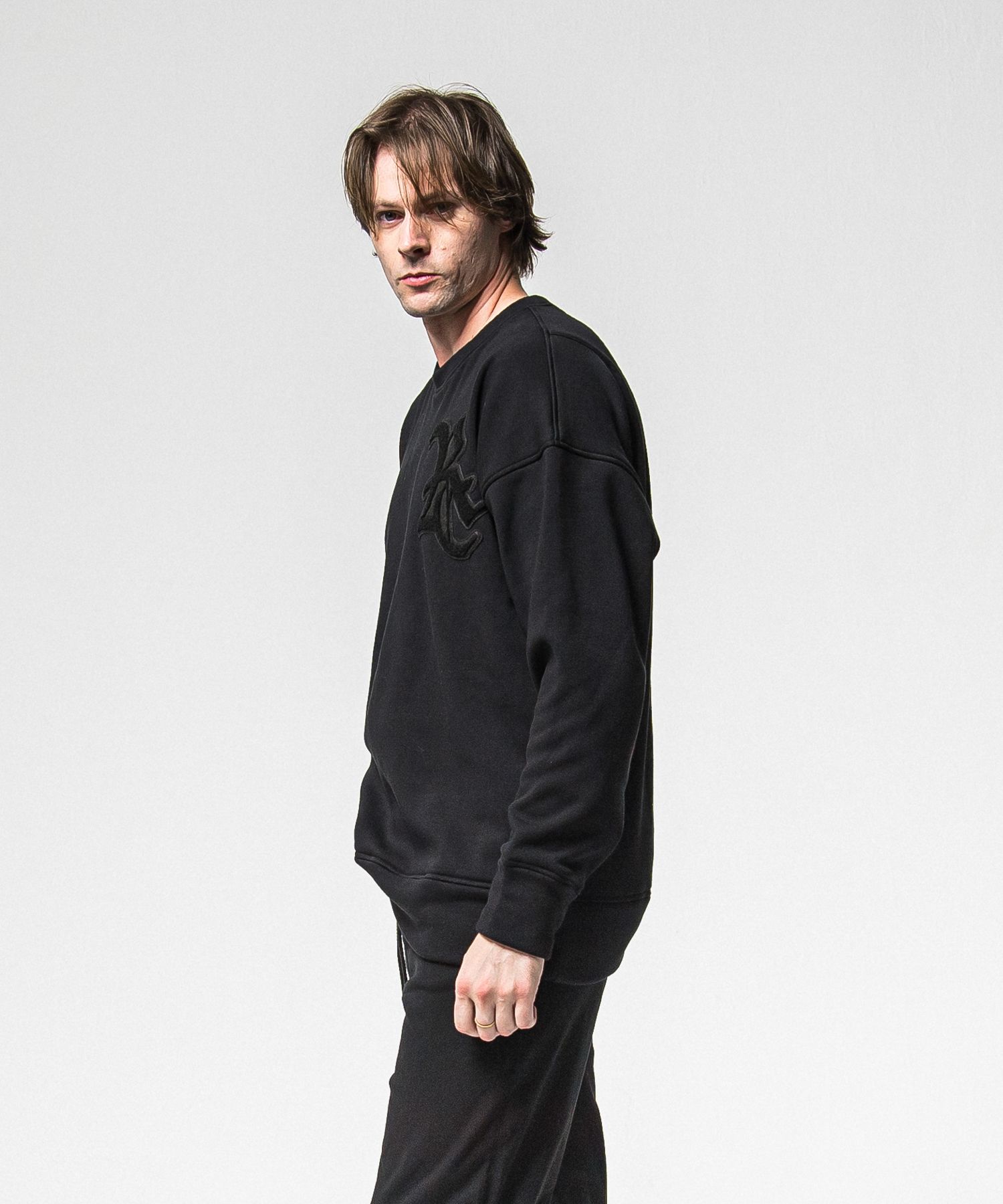 RC CHENILLE VELOURS FLEECE DROP TRAINER / RC38-C-004 / 裏起毛刺繍ワッペントレーナー / ブラック (11月上旬入荷予定)