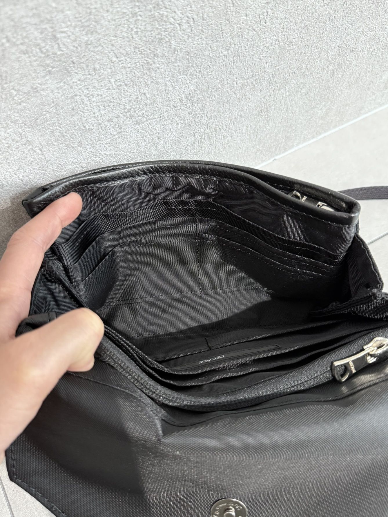 DECADE CLUTCH WALLET SHOULDER BAG / RC37-BAG-001RD / クラッチウォレットショルダーバッグ / ブラック