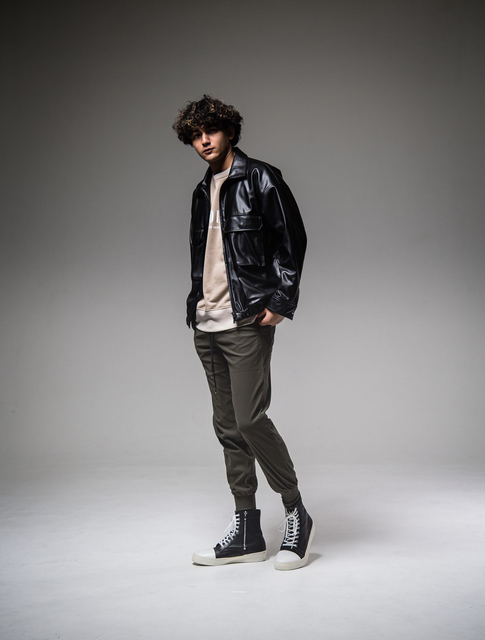 BILLIE NYLON PANTS / RC25-ST-028 / ナイロンリブパンツ / カーキ