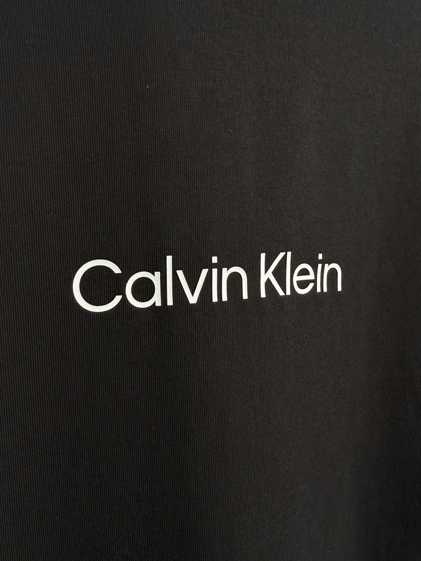 スタンダードロゴ リラックスクルーネックTシャツ / 40HM228 / UB1(ブラック)