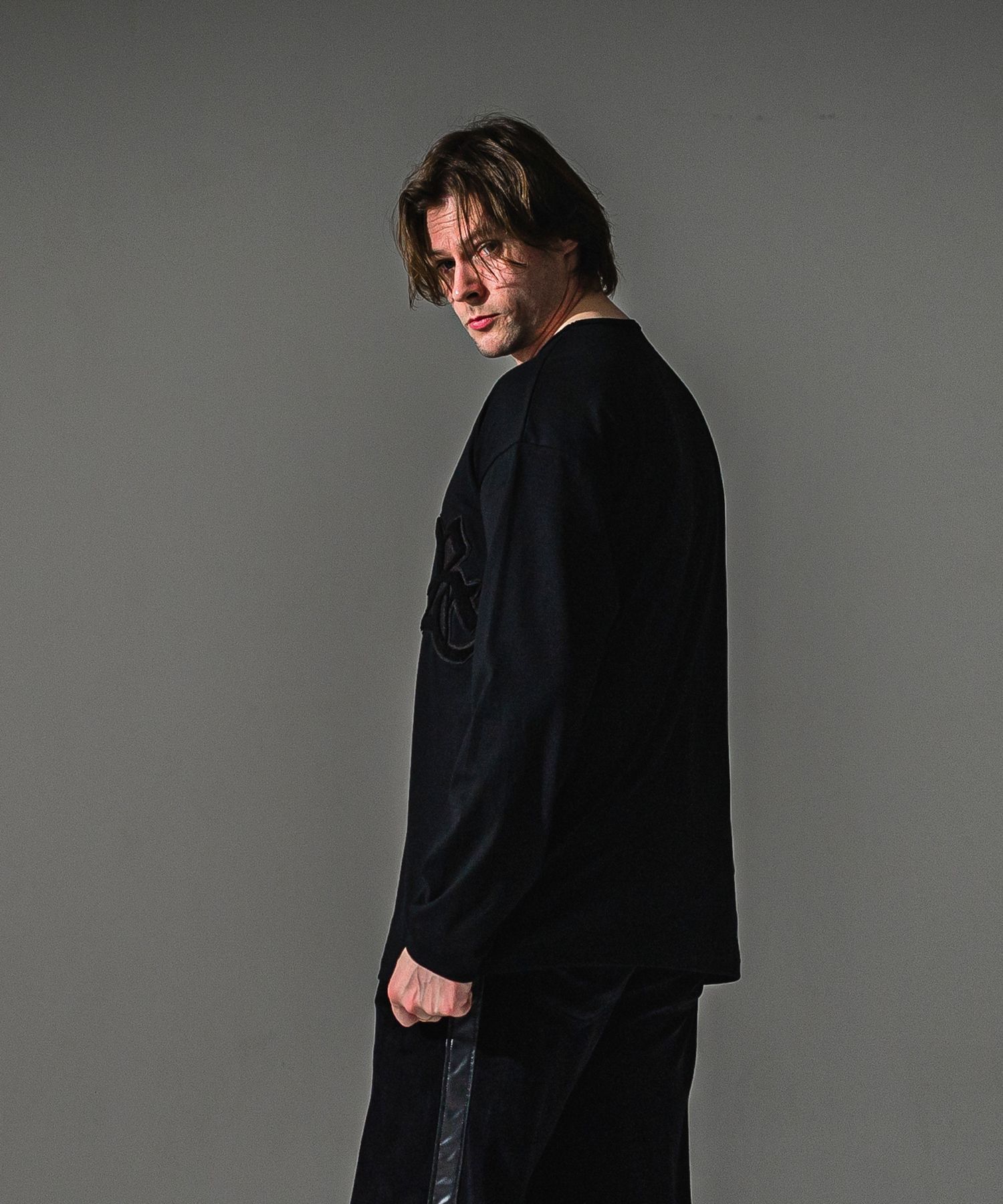 RC OVER LONGSLEEVE TEE / RC41-T-001 / オーバーサイズ長袖RCロゴワッペンTシャツ / ブラック×ブラック (7月中旬入荷予定)
