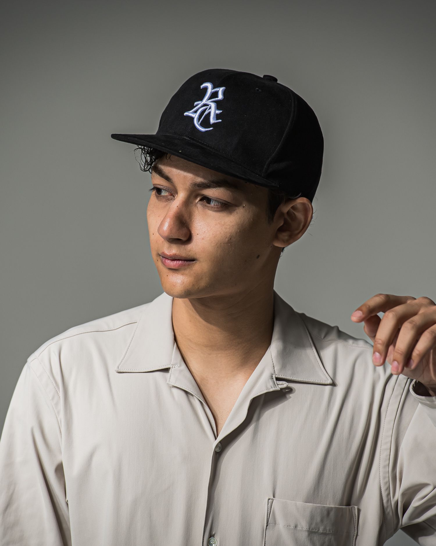 SUEDE RC BB CAP / RC37-CAP-001 / スエードエコレザーべースボールキャップ / ブラック×ホワイト (9月上旬入荷予定)