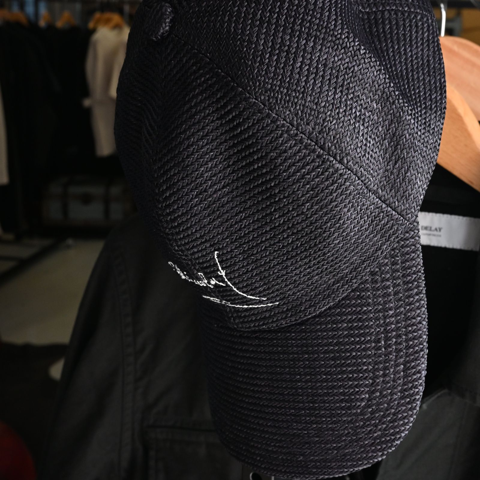 SIGN STRAW MESH CAP / DP1-CAP-001 / ストローメッシュローキャップ / ブラック (3月上旬入荷予定)