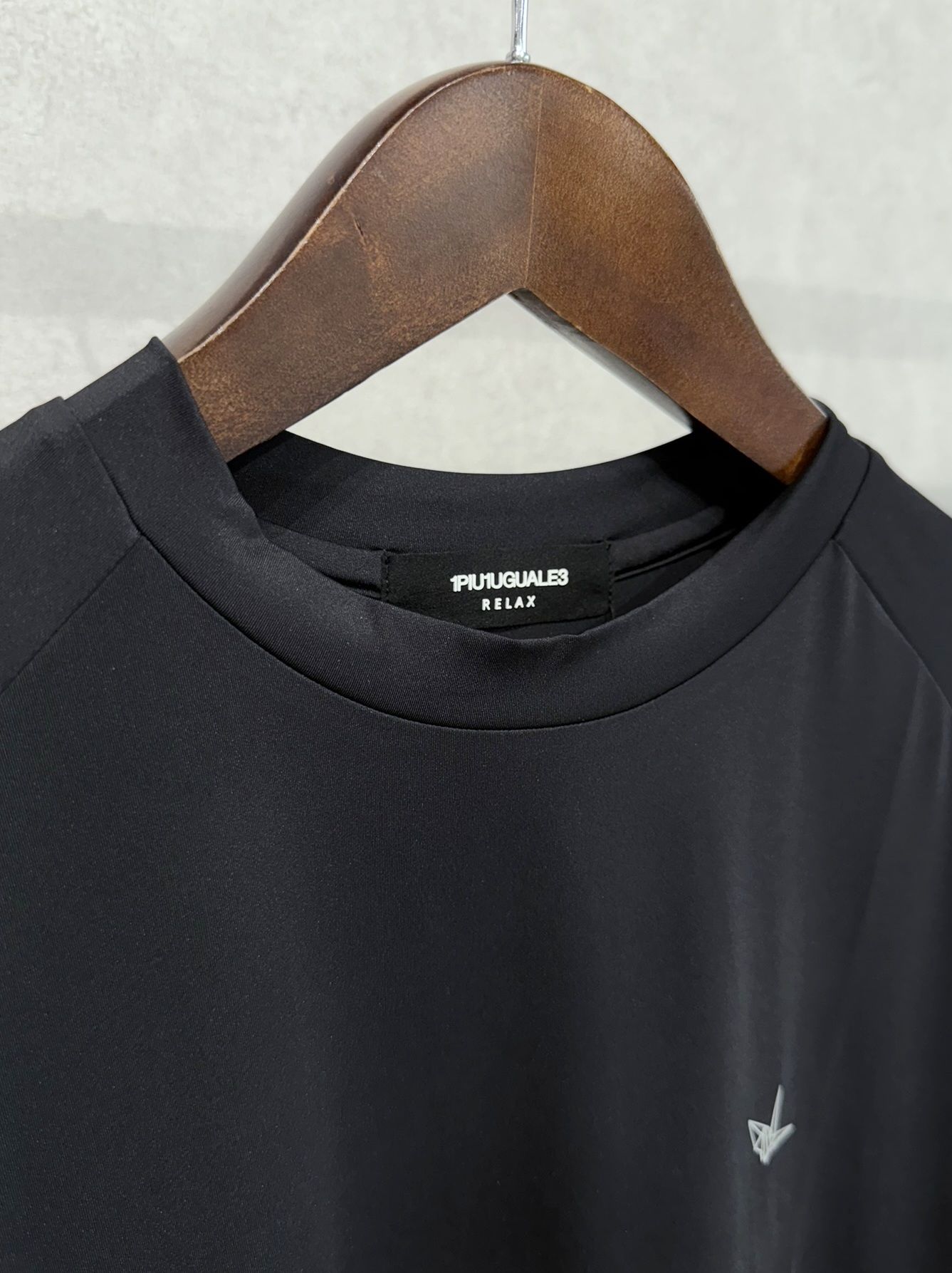 パイピング半袖Tシャツ / ust-25018 / ブラック×ブラック