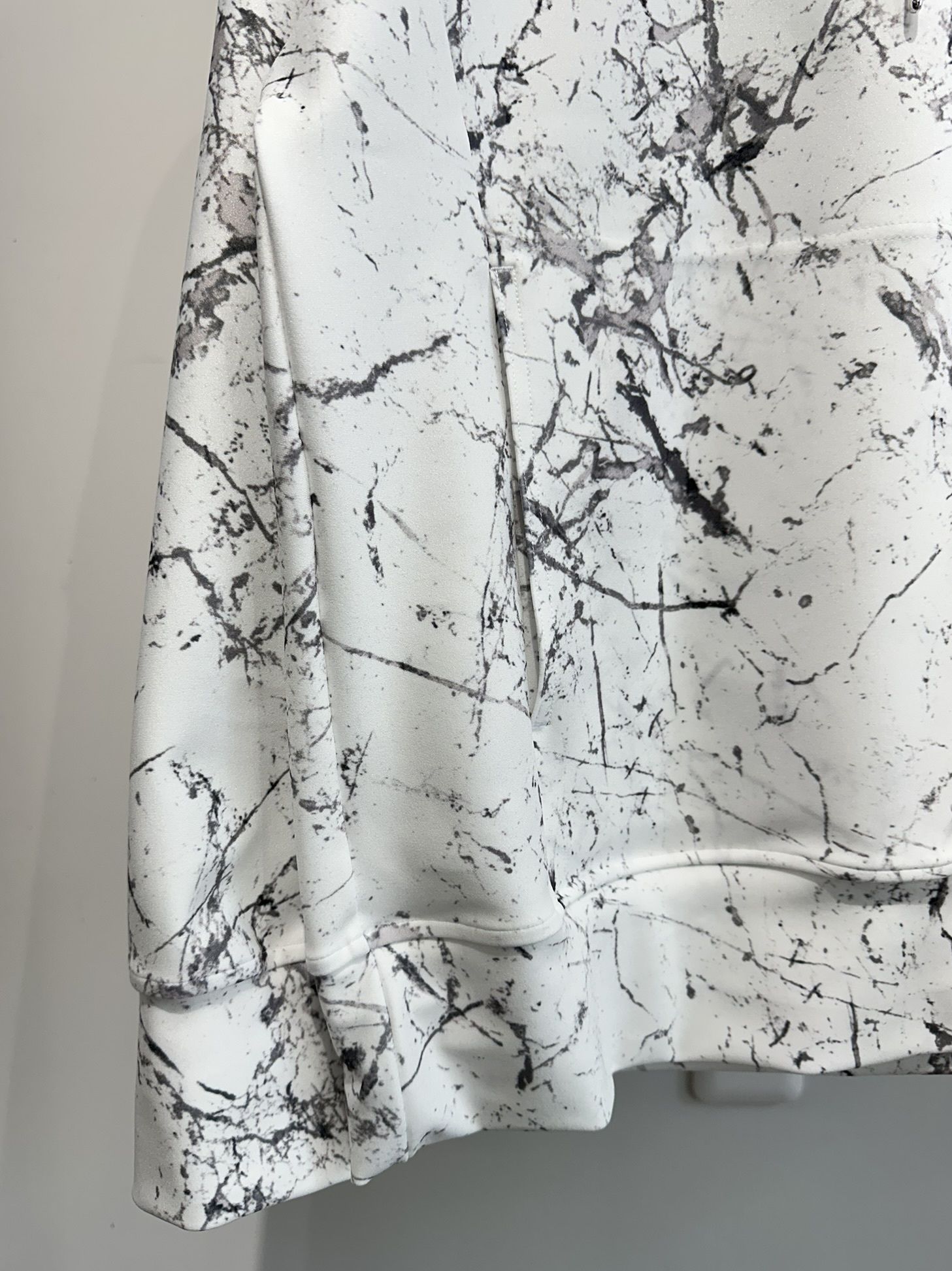 PAINT LOOSE HOODIE / RC34-C-008 / ペイント柄ルーズパーカー / グレー