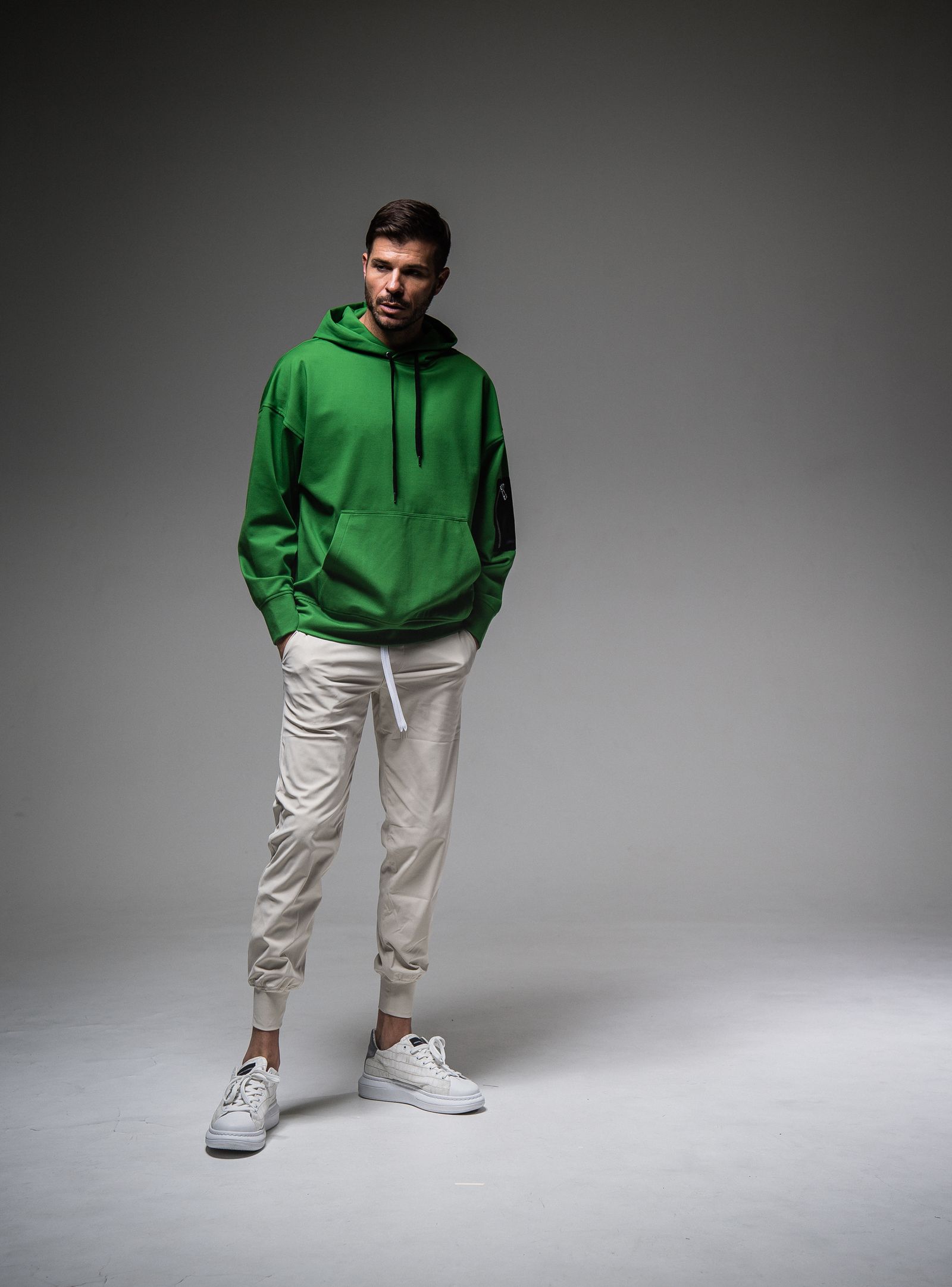 MILITARY POCKET LOOSE HOODIE / RC25-C-005 / ミリタリーポケットパーカー / グリーン