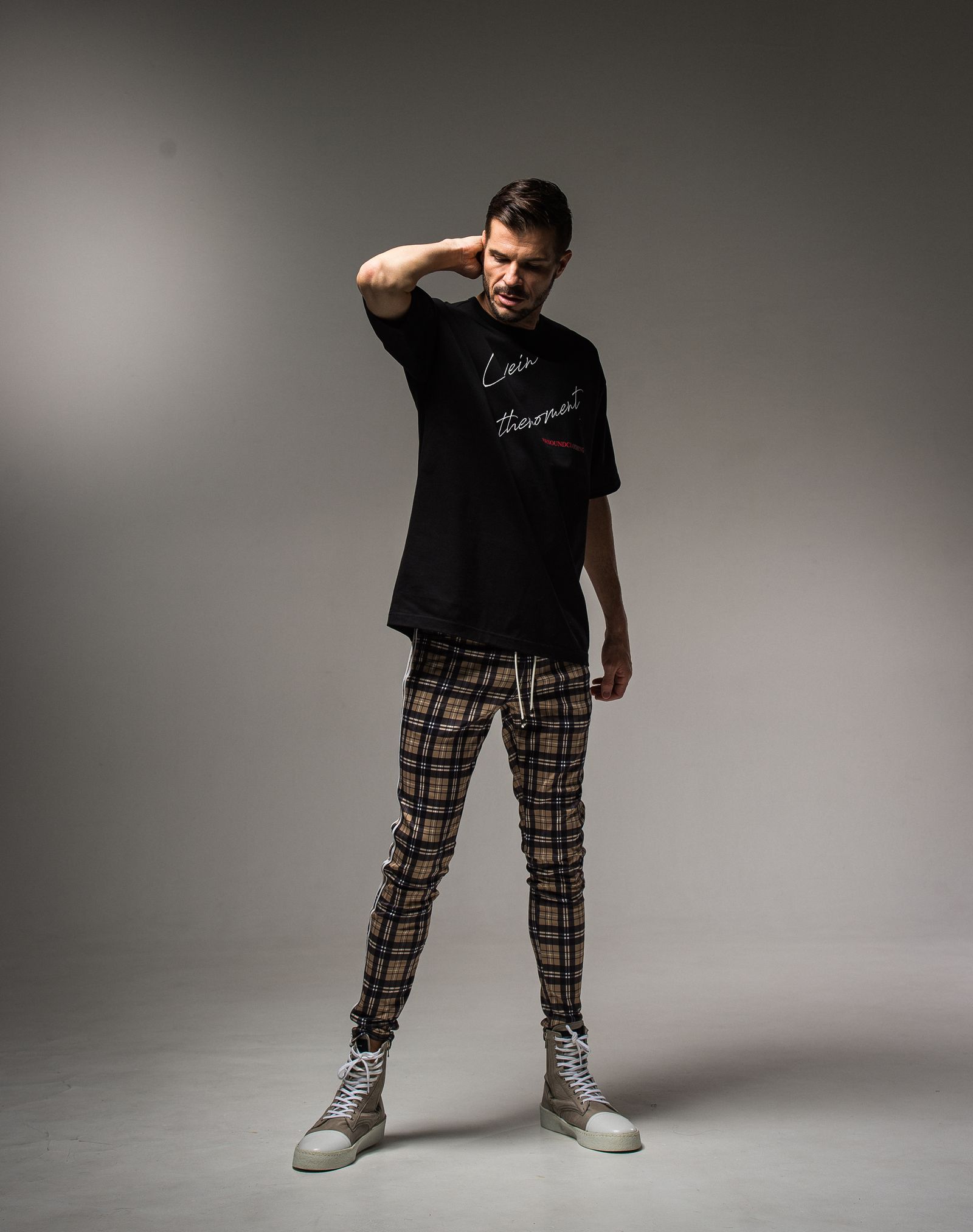LIVE IN THE MORMENT LOOSE TEE / RC23-T-003 / プリントビッグTシャツ※